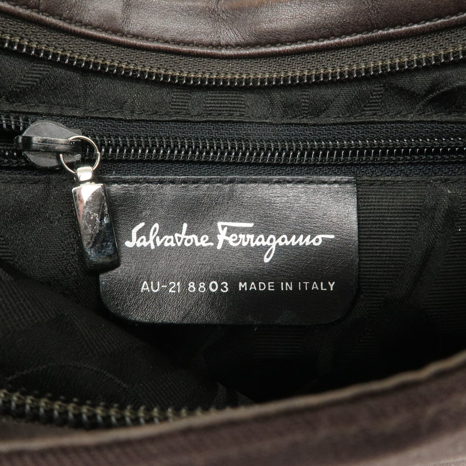 Ferragamo Nylon Leather Chain Shoulder Bag AU-21 8803 Used