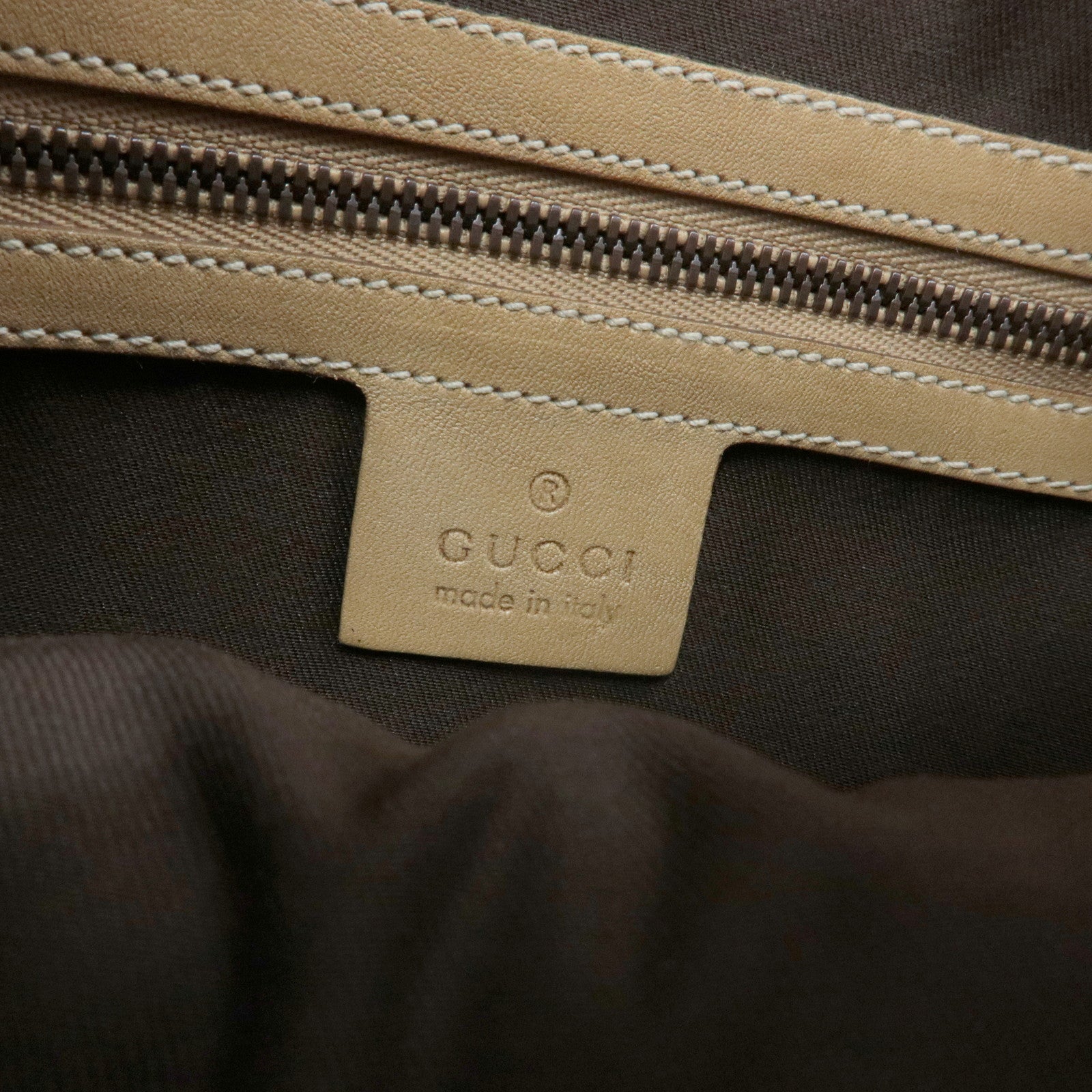 GUCCI Interlocking G Leather Shoulder Bag Beige 114877