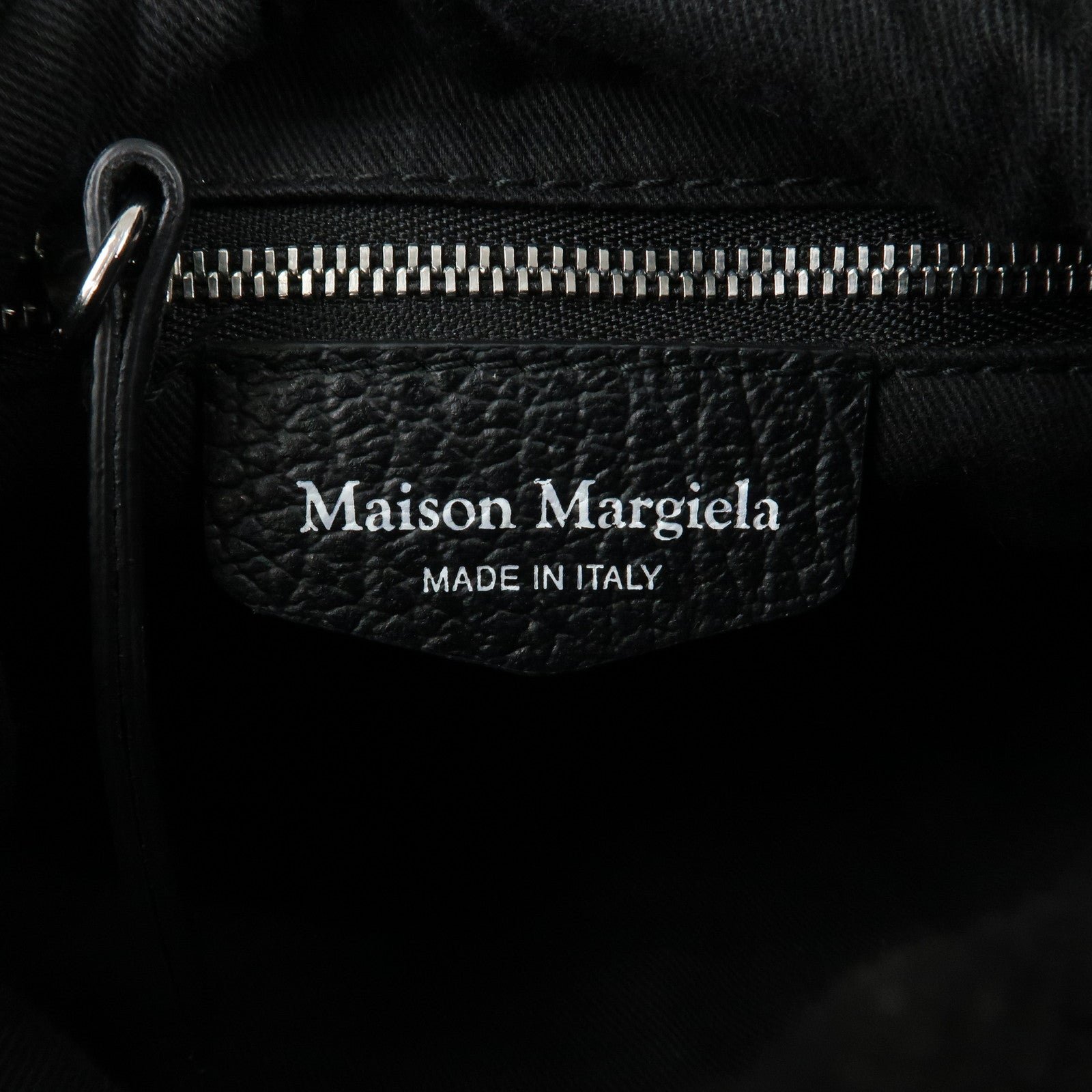 Maison Margiela Leather Canvas 5AC Camera Bag  Black SB1WG0018