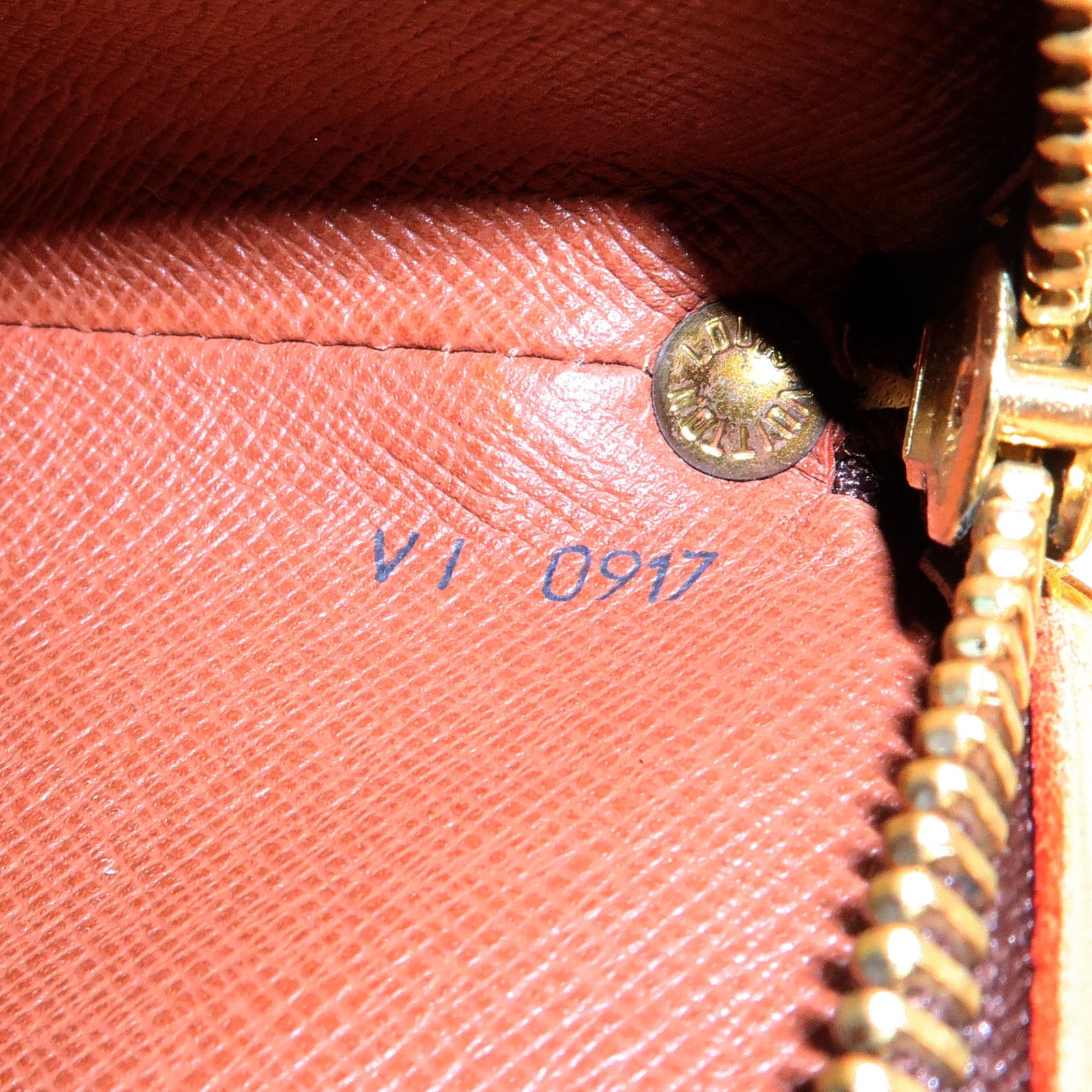 Louis Vuitton Monogram Drouot Cross Body Shoulder Bag M51290 Used