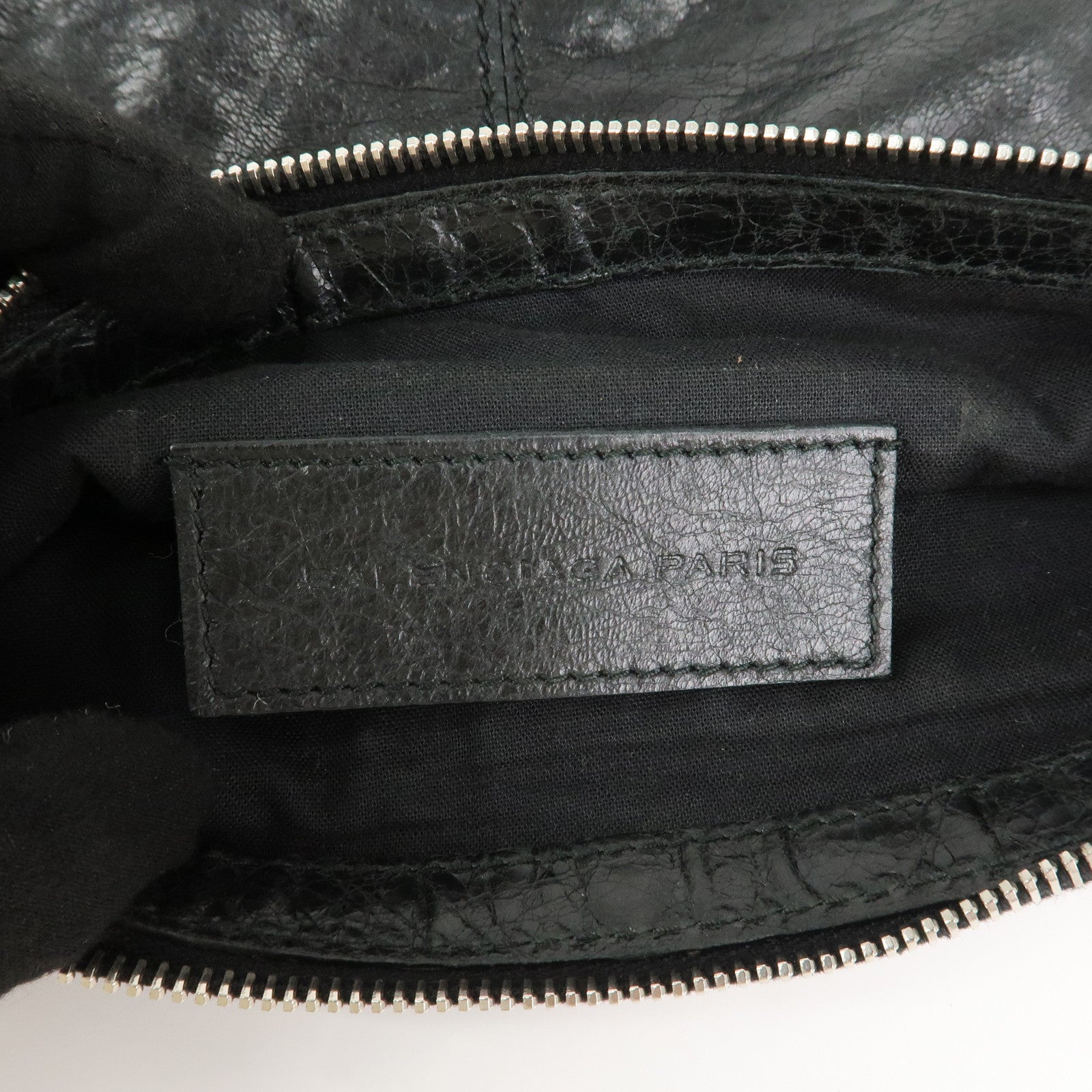 BALENCIAGA Leather Classic Clip M Clutch Bag Pouch Black 273021