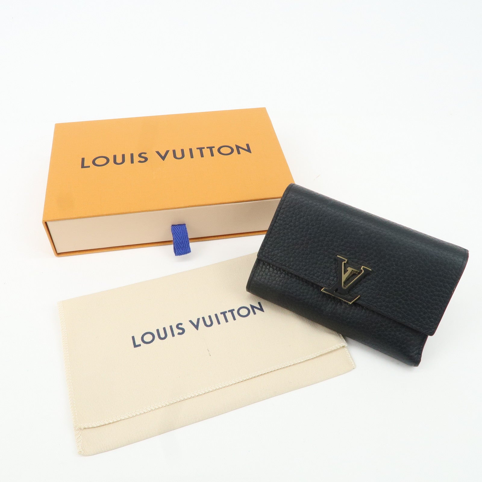 Louis Vuitton Portefeuille Capucines Compact Wallet M62157