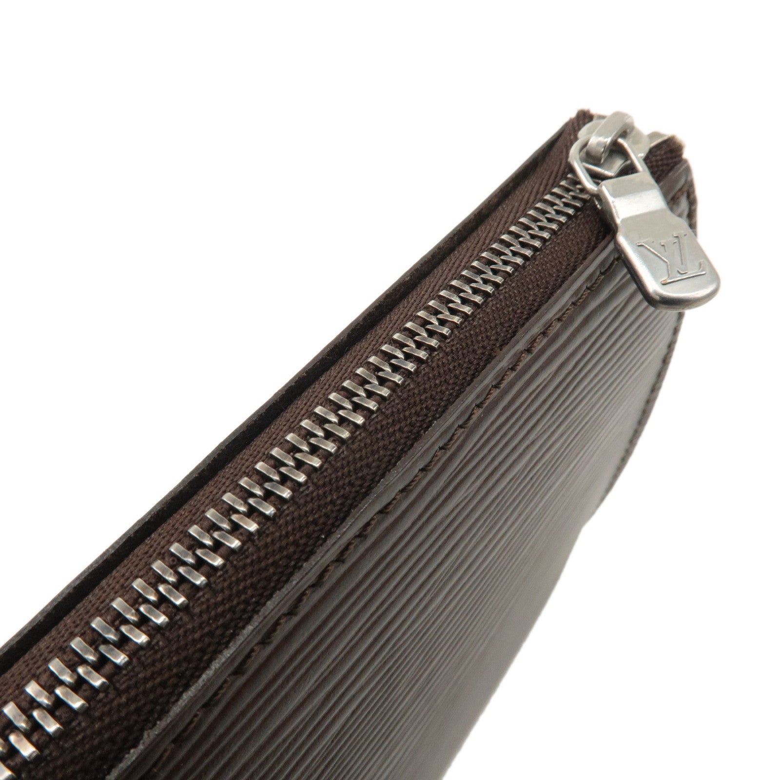 Louis Vuitton Epi Pochette Accessoires 
Strap 120cm Mocha M5294D