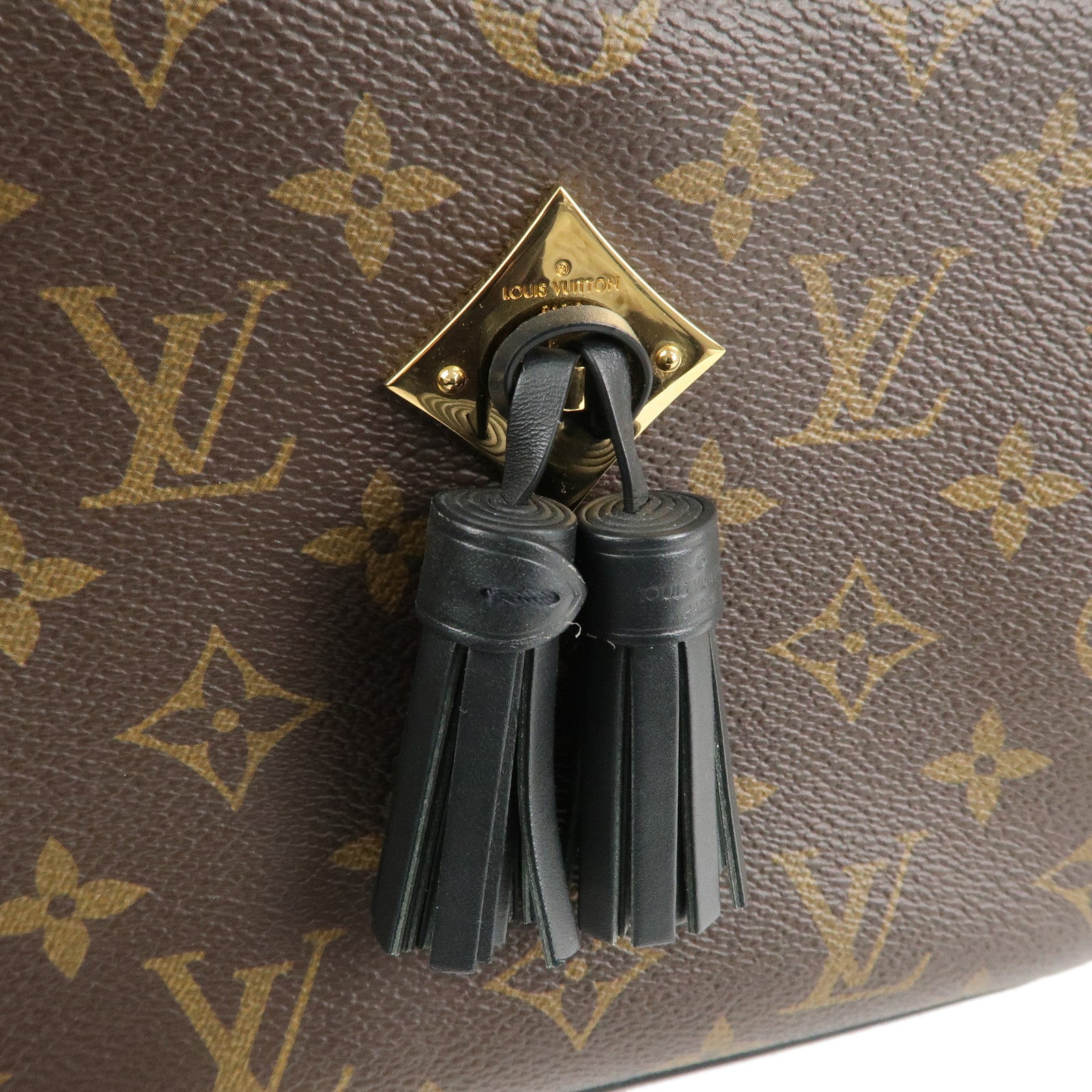 Louis Vuitton Monogram Saintonge Shoulder Bag Noir M43555