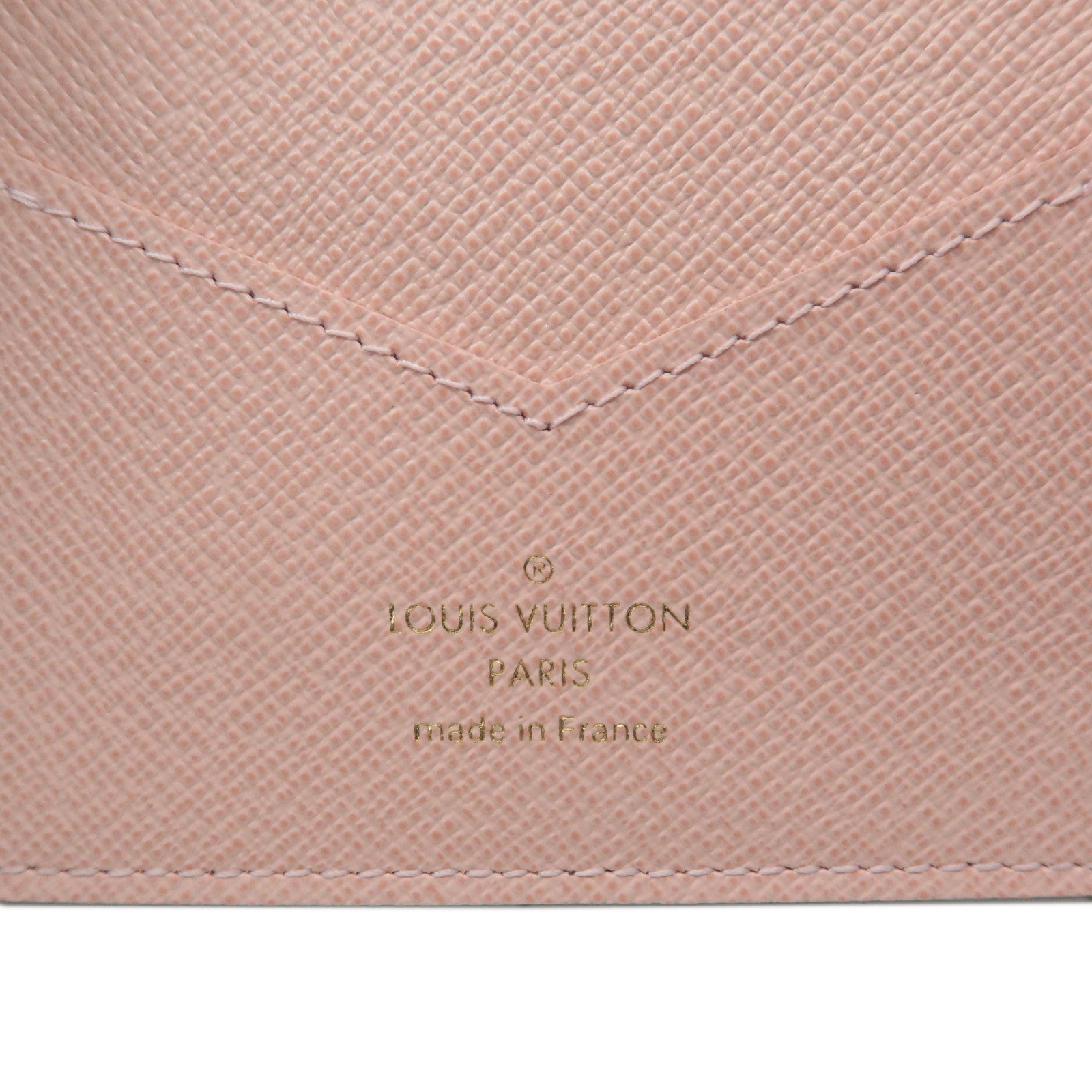 Louis Vuitton Monogram Couverture NM Vivienne Passport Case M69746