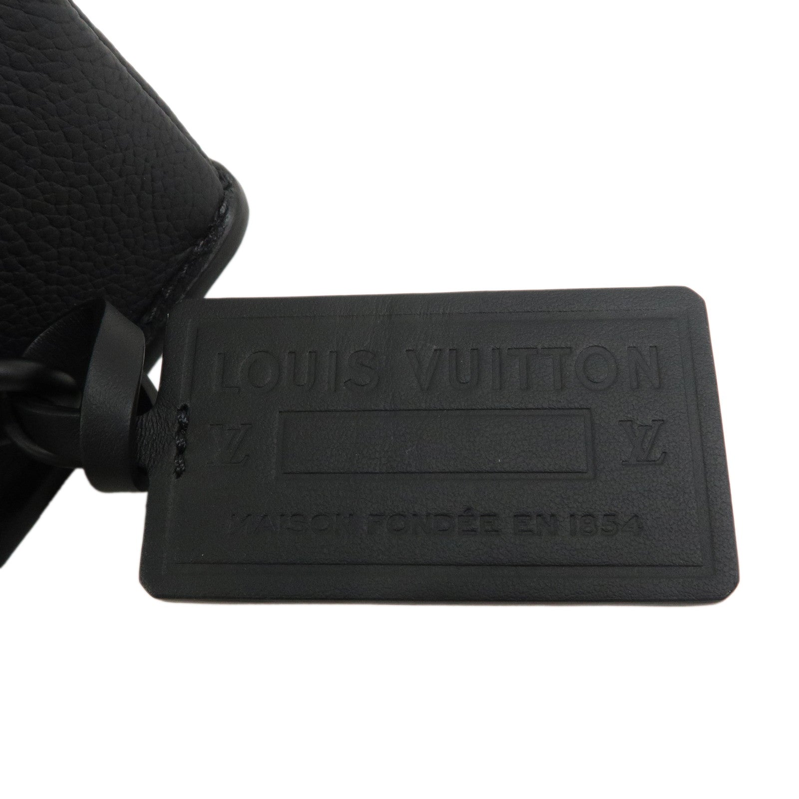 Louis Vuitton Aerogram Fastline Wearable Wallet Black M82085