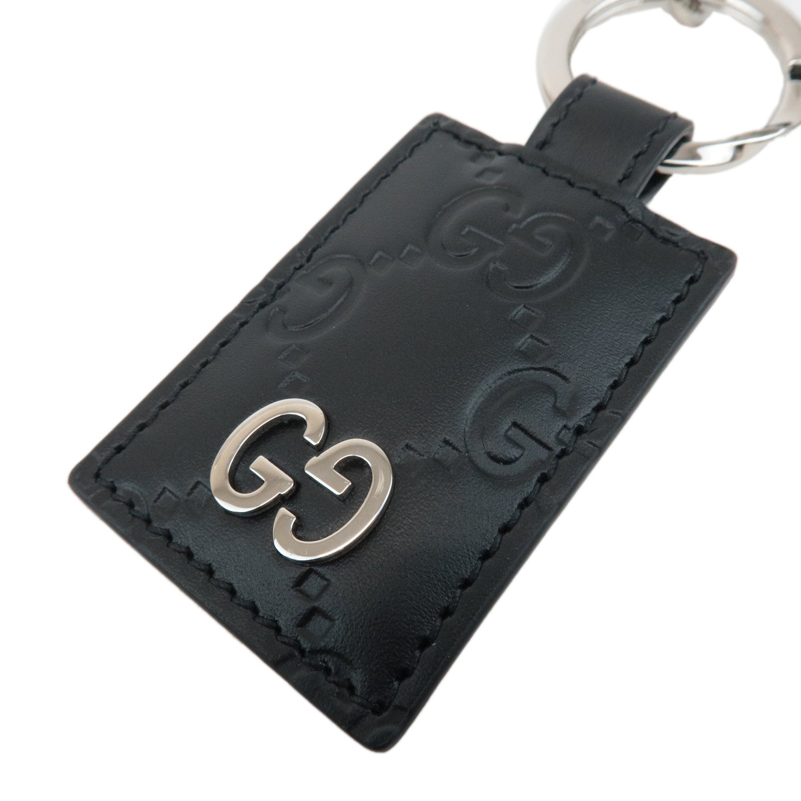 GUCCI Guccissima Leather Metal Logo Keychain Black 479136