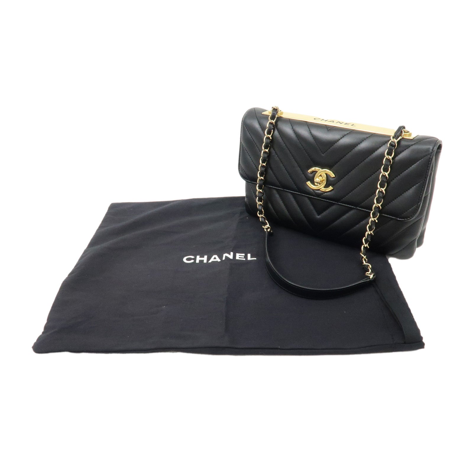 CHANEL V stich Lamb Skin Logo Plated Chain Shoulder Bag Black