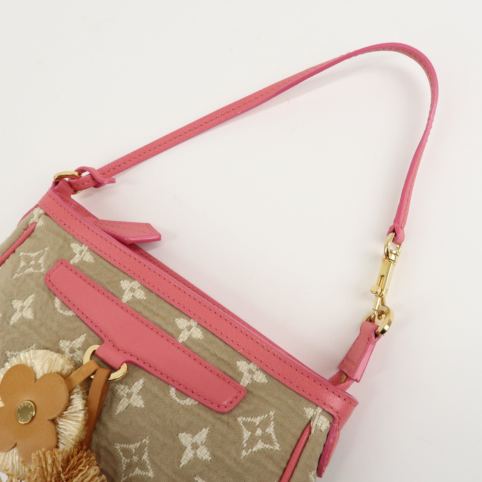 LOUIS VUITTON Monogram Sabia Pochette Accessoire Beige Pink M93069 Used