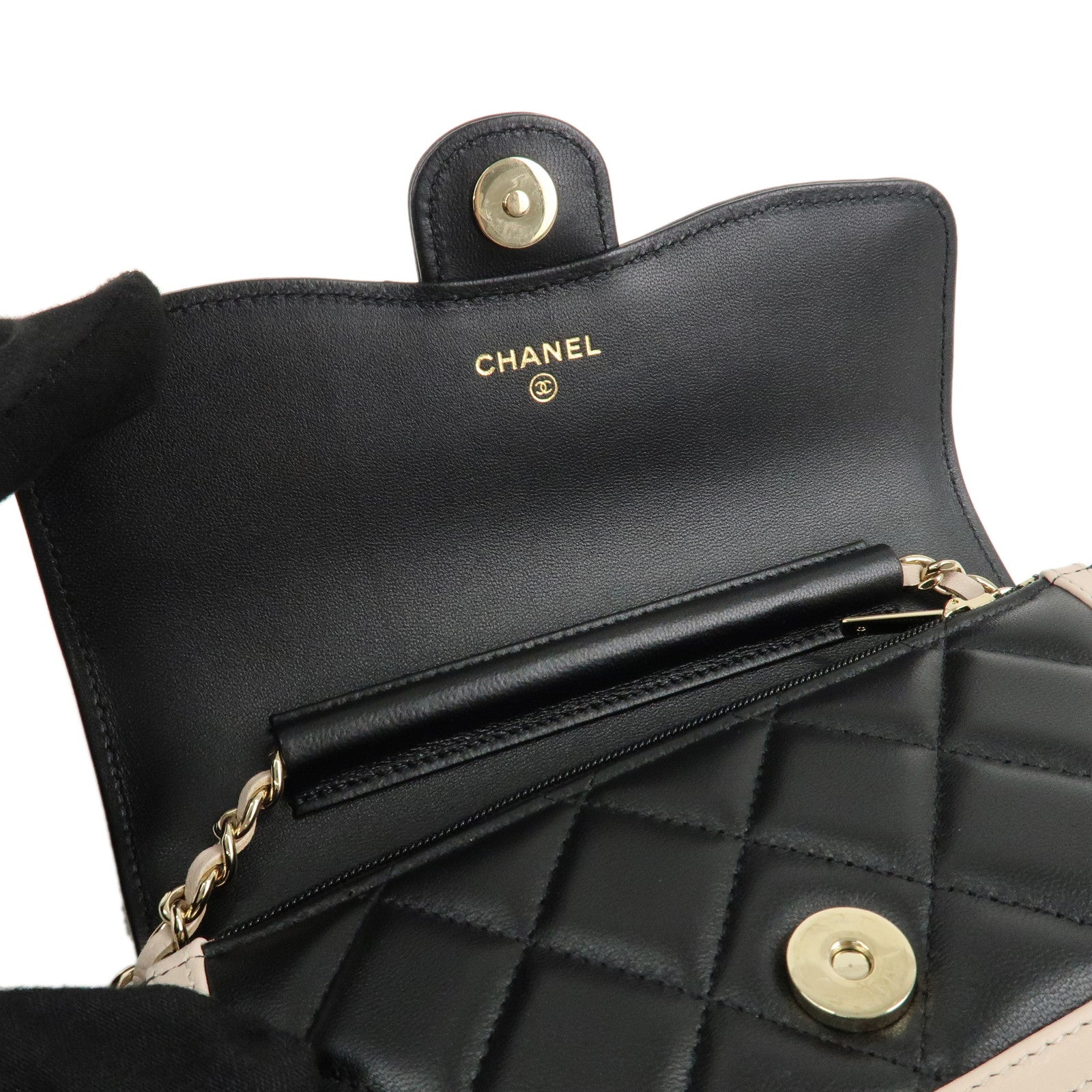 CHANEL Matelasse Lamb Skin Mini Matelasse Shoulder Bag Black Used