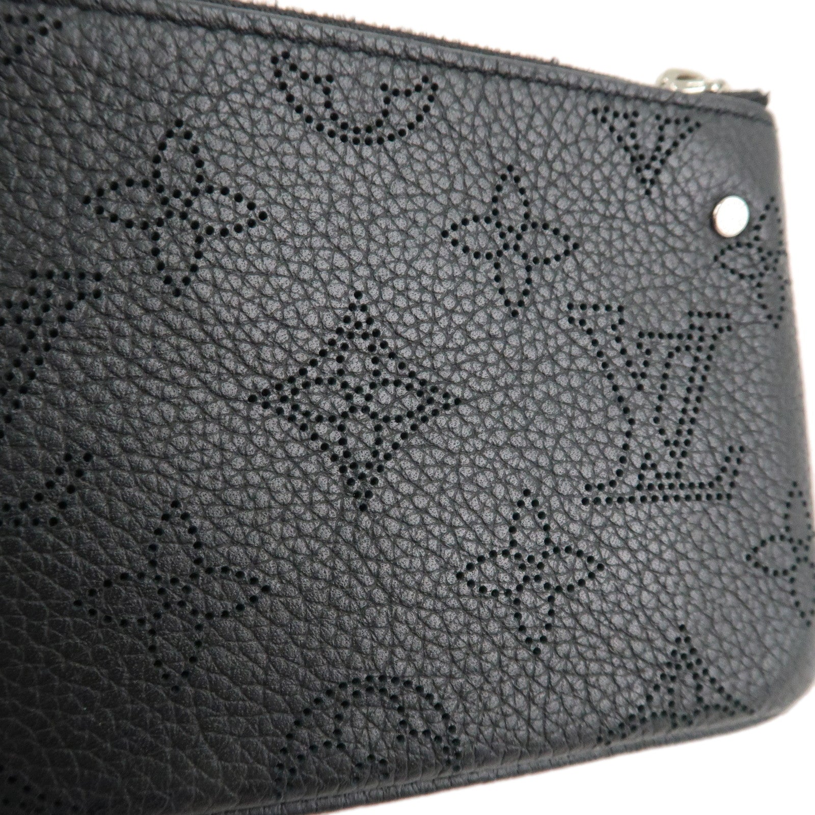 Louis Vuitton Monogram Mahina Pochette Cles Coin Case Black M69532 Used