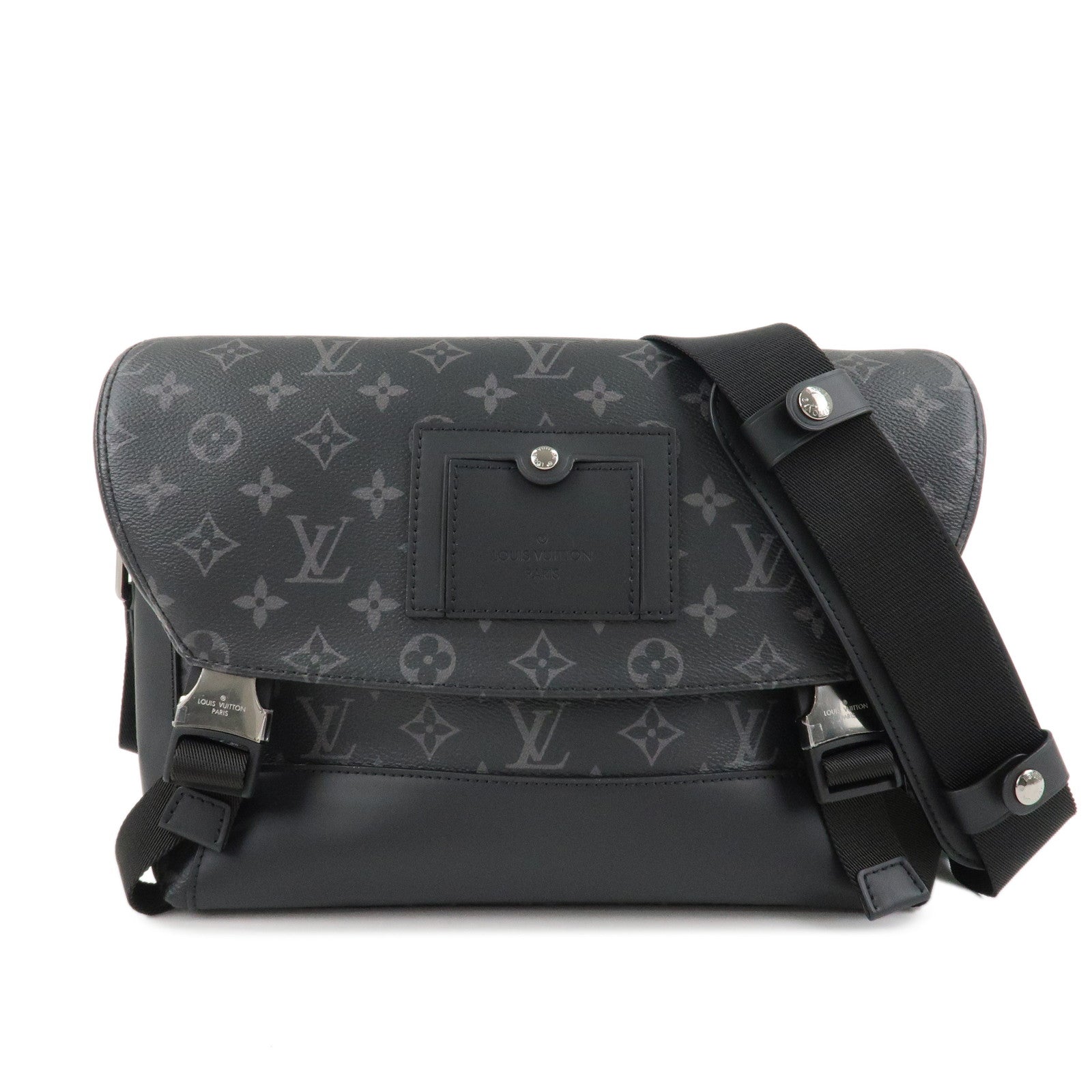 Louis-Vuitton-Monogram-Eclipse-Messenger-Voyage-PM-Black-M40511