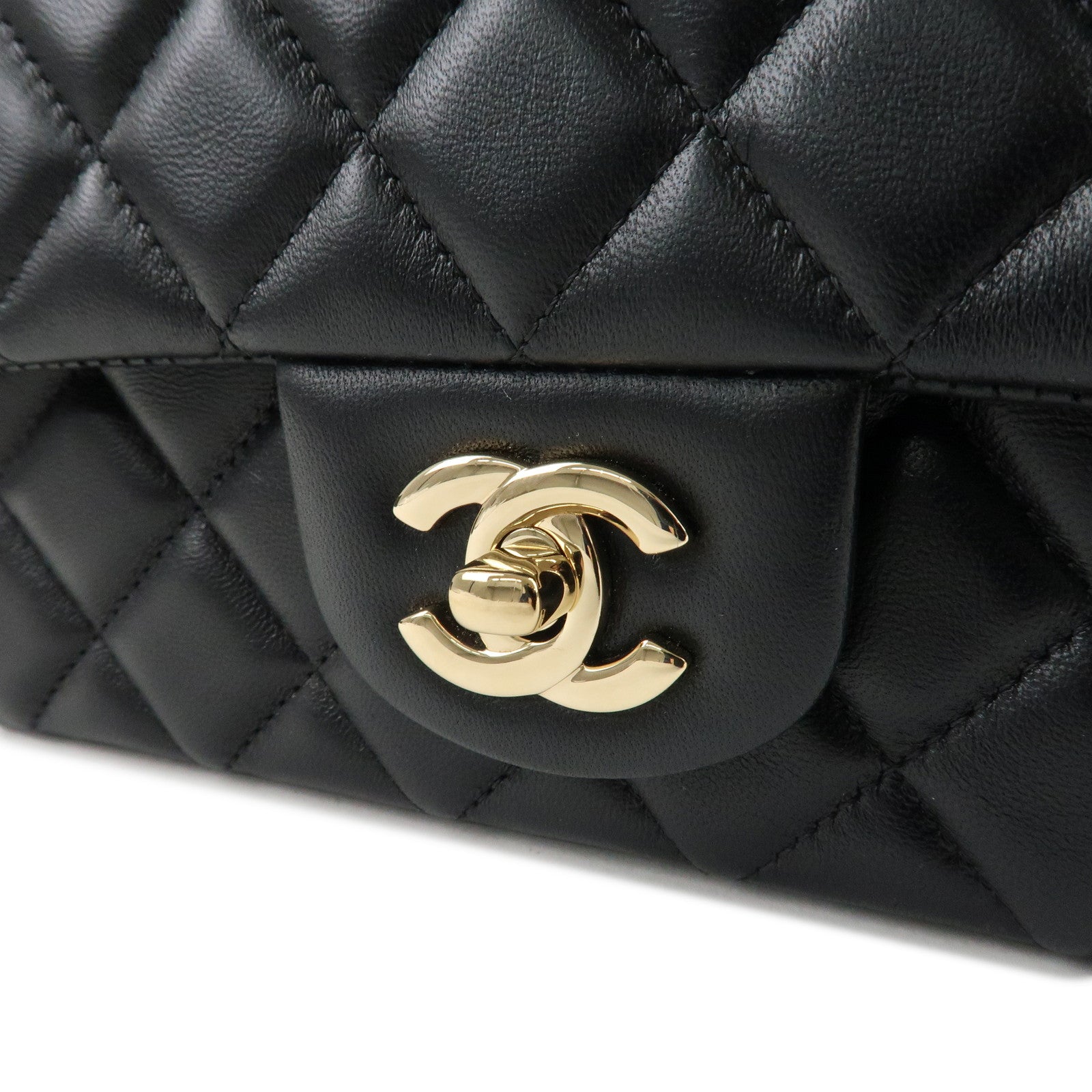 CHANEL Mini Matelasse 20 Lamb Skin Chain Shoulder Bag Black A69900 Used