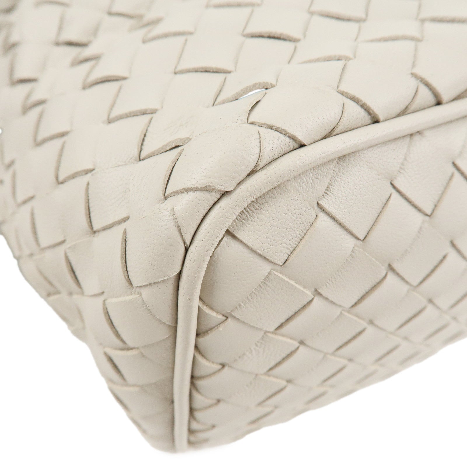 BOTTEGA VENETA Intrecciato Leather Shoulder Bag White 239988