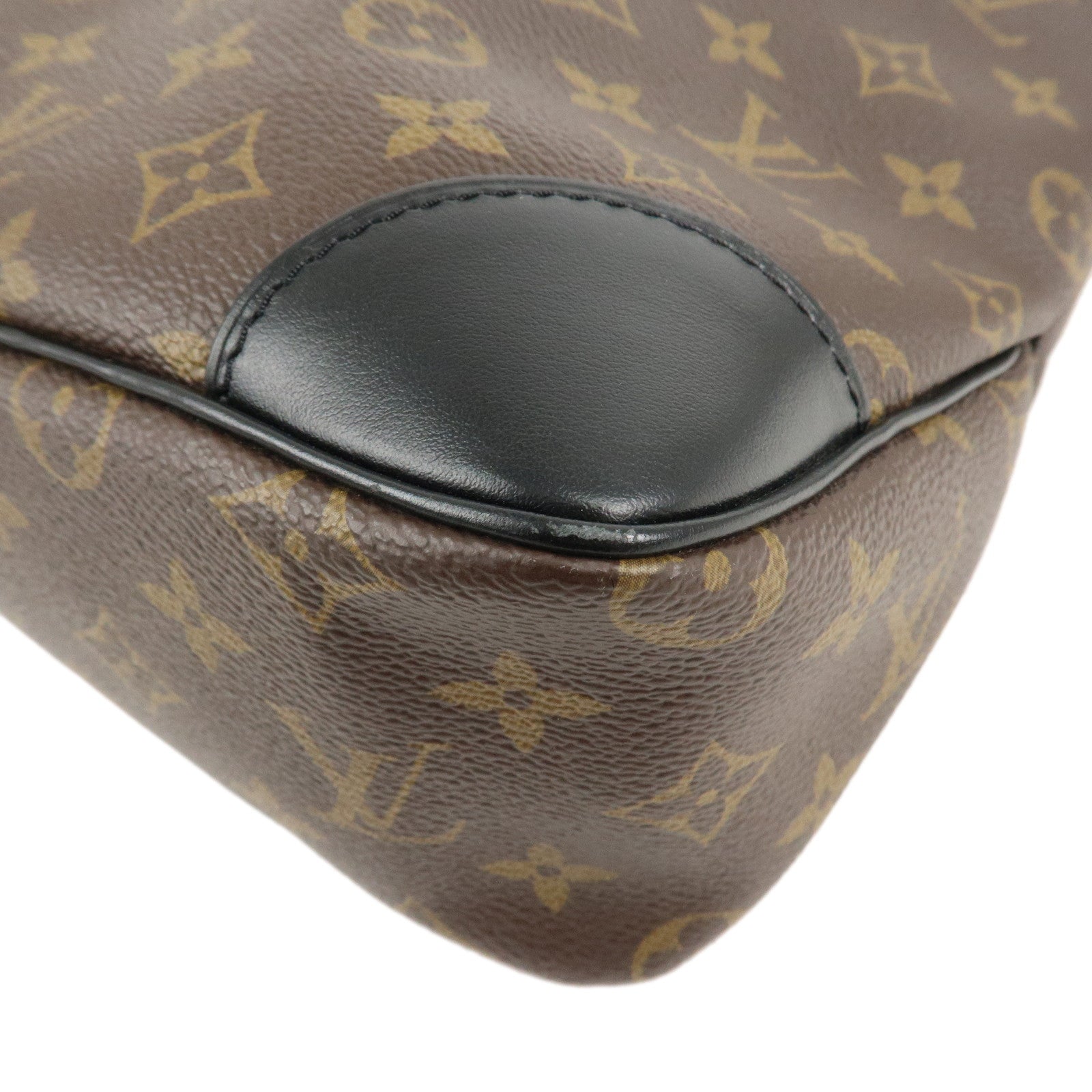 Louis Vuitton Monogram Odeon NM MM Shoulder Bag Noir M45352