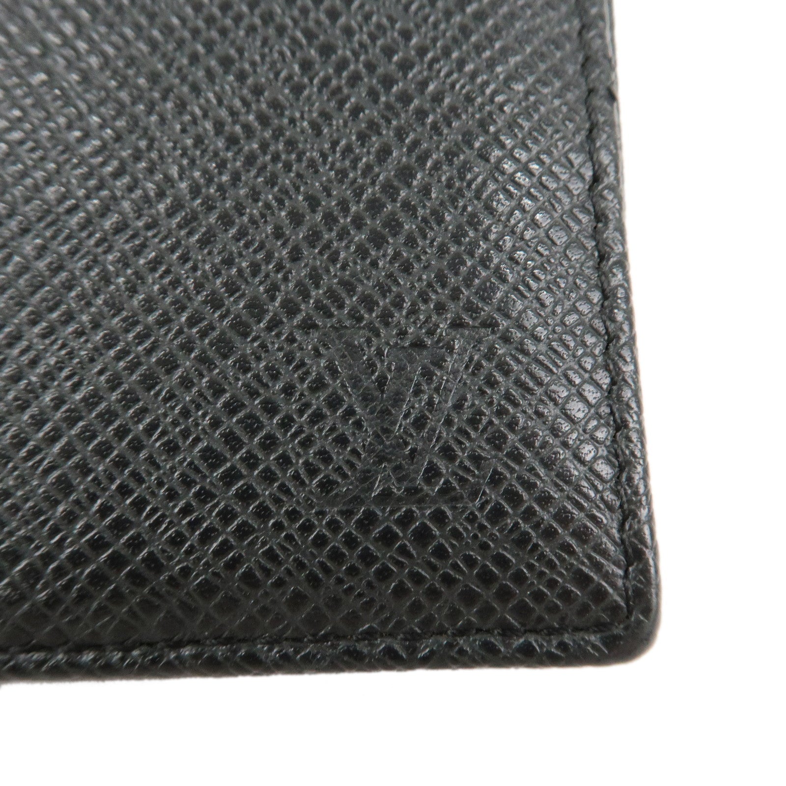 Louis Vuitton Taiga Porte Monnaie Boite Coin Case Ardoise M30382