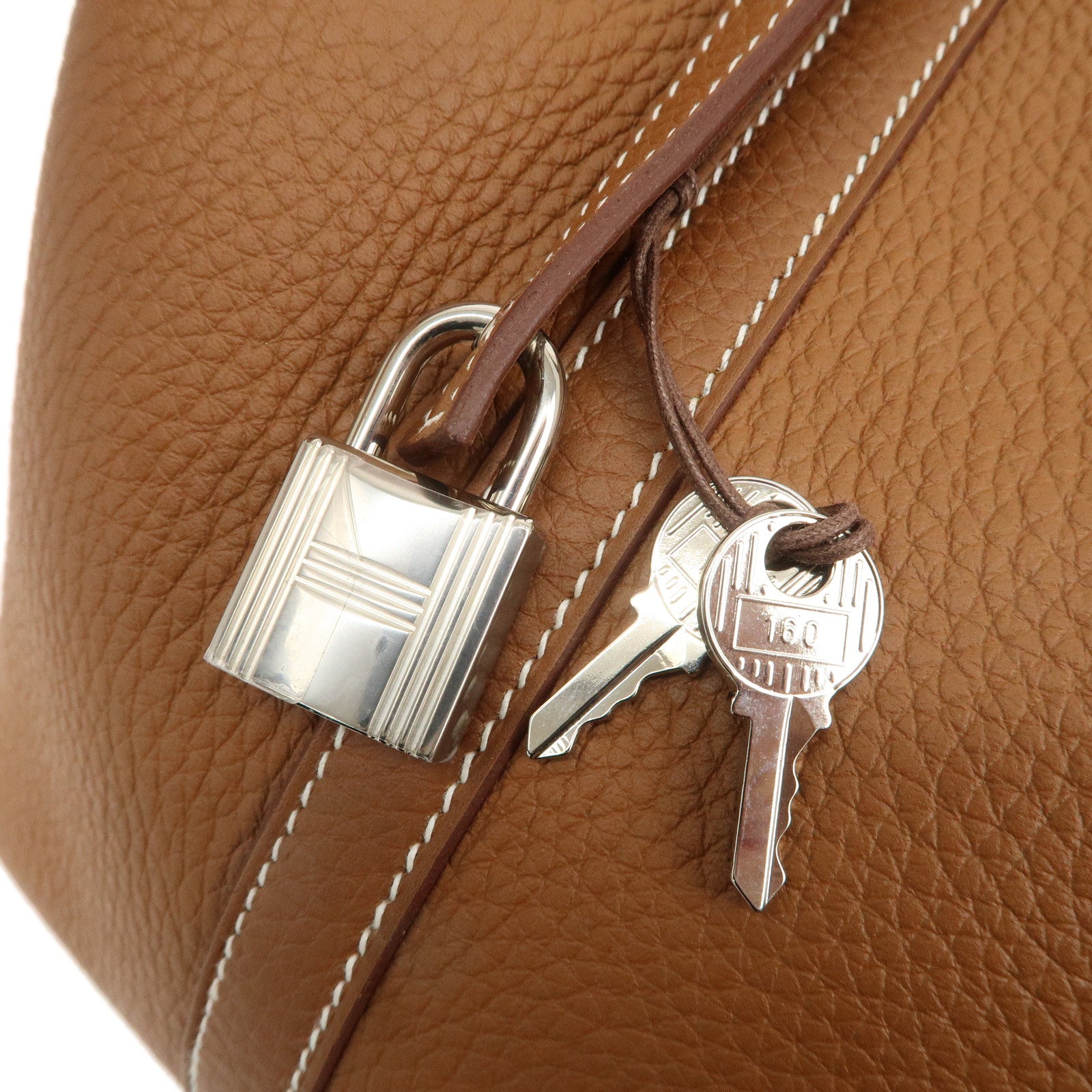 HERMES Taurillon Clemence Picotin Lock MM U Stamped Hand Bag Gold