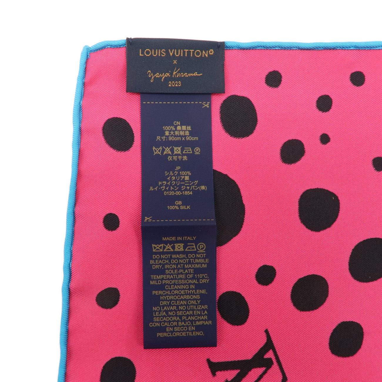 Louis Vuitton Yayoi Kusama Scarf Pumpkin Fuchsia M78394