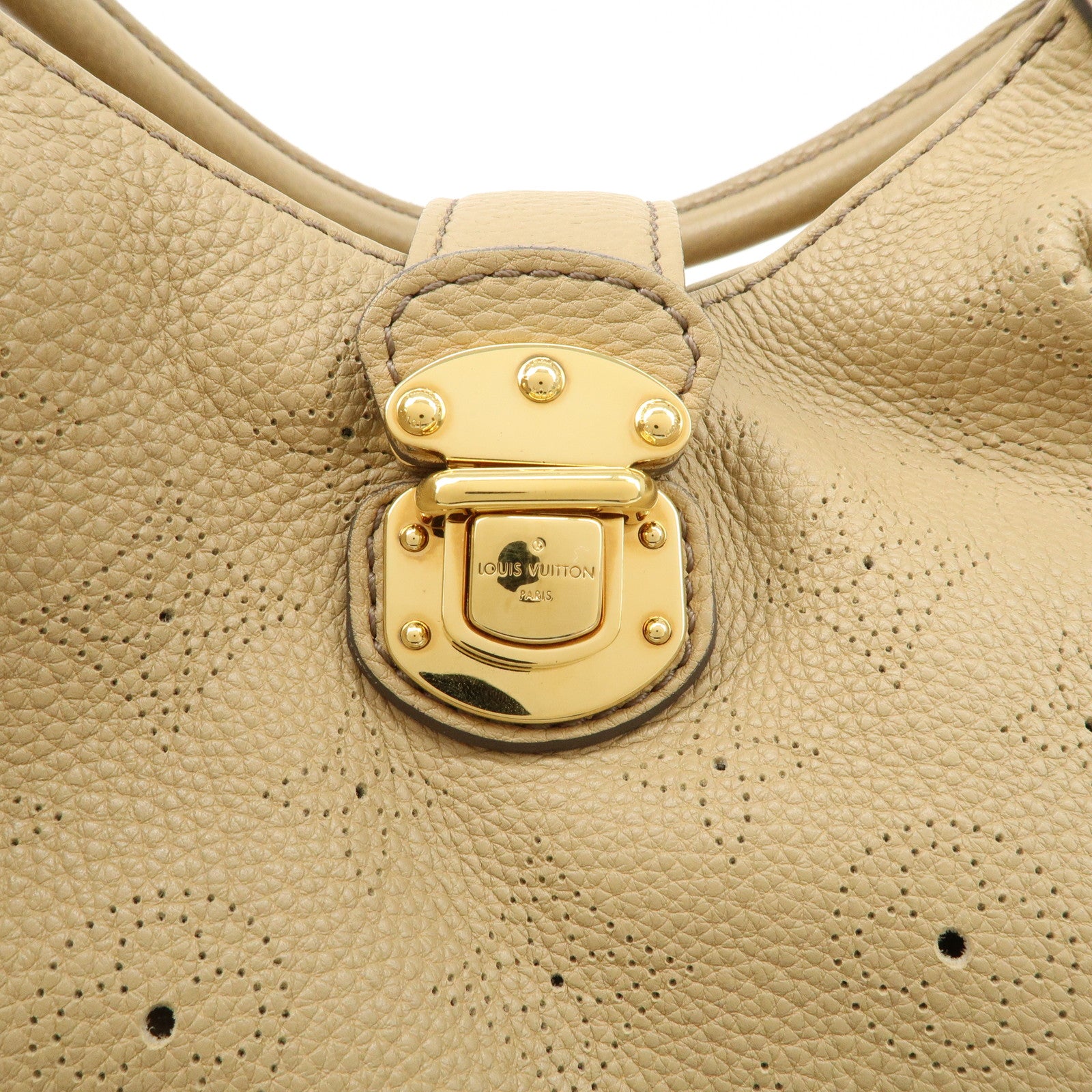 Louis Vuitton Monogram Mahina XL Shoudler Bag Beige M93978 Used