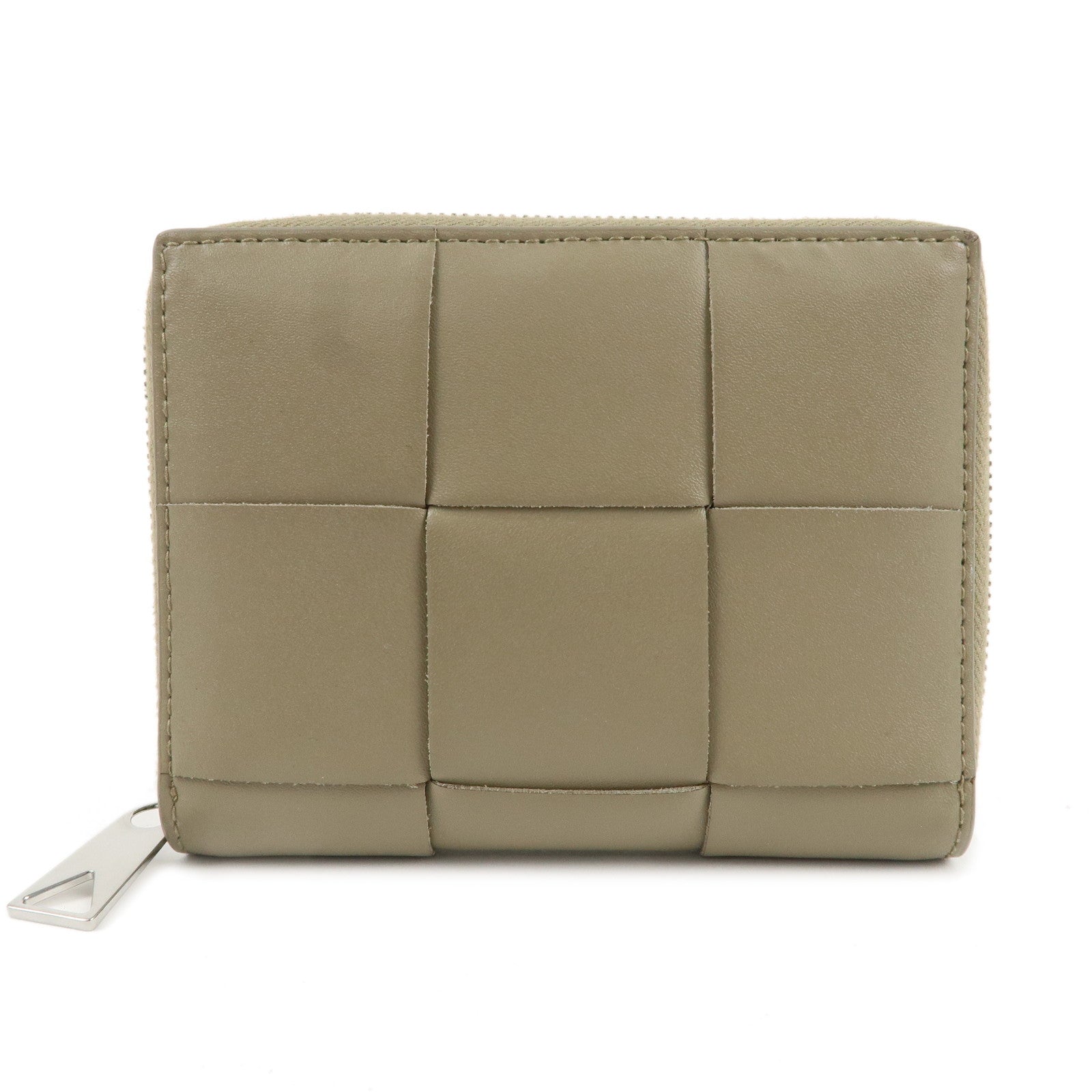 BOTTEGA-VENETA-Maxi-Intrecciato-Leather-Round-Zipper-Wallet-Kahki