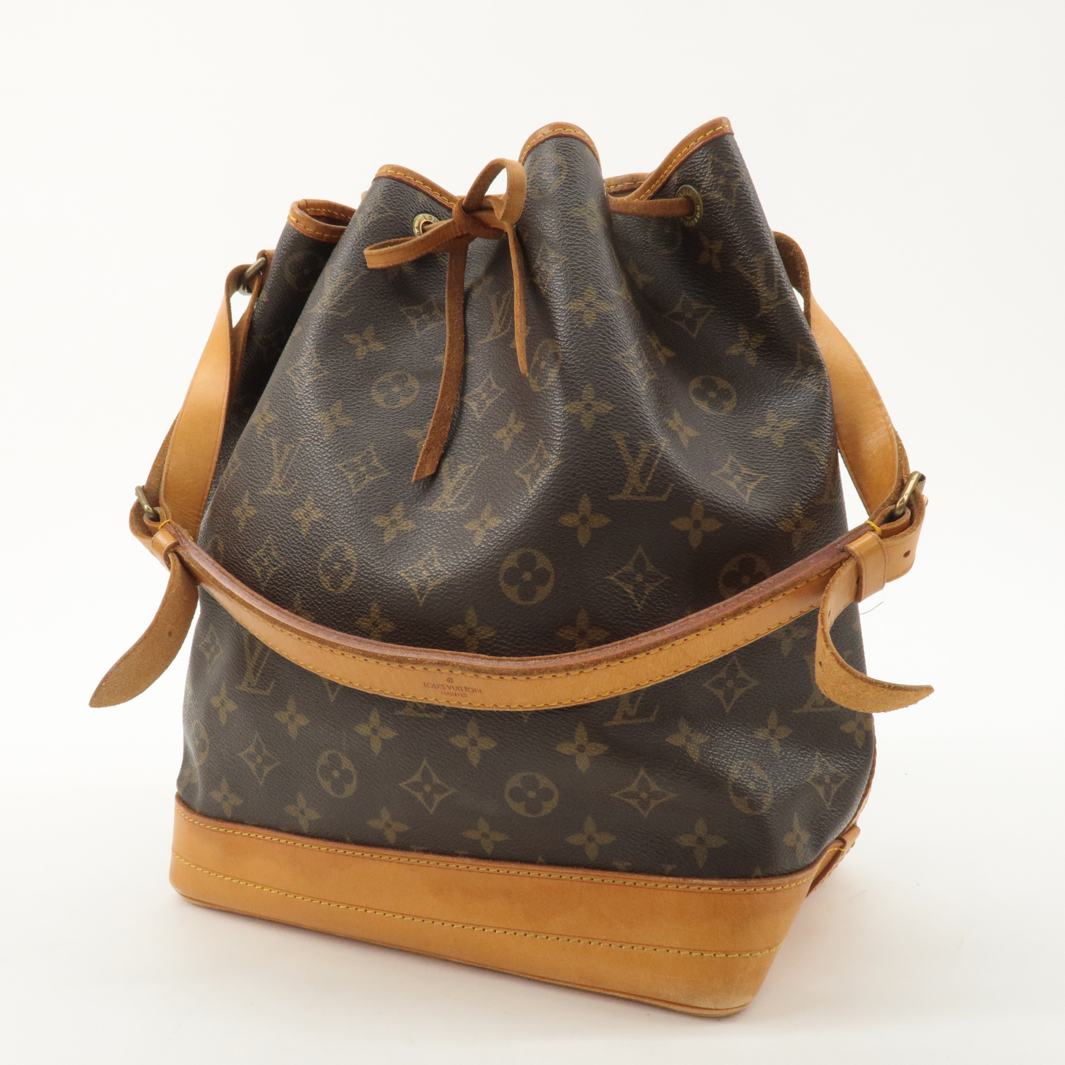 Louis Vuitton Monogram Noe Shoulder Bag Hand Bag Brown M42224