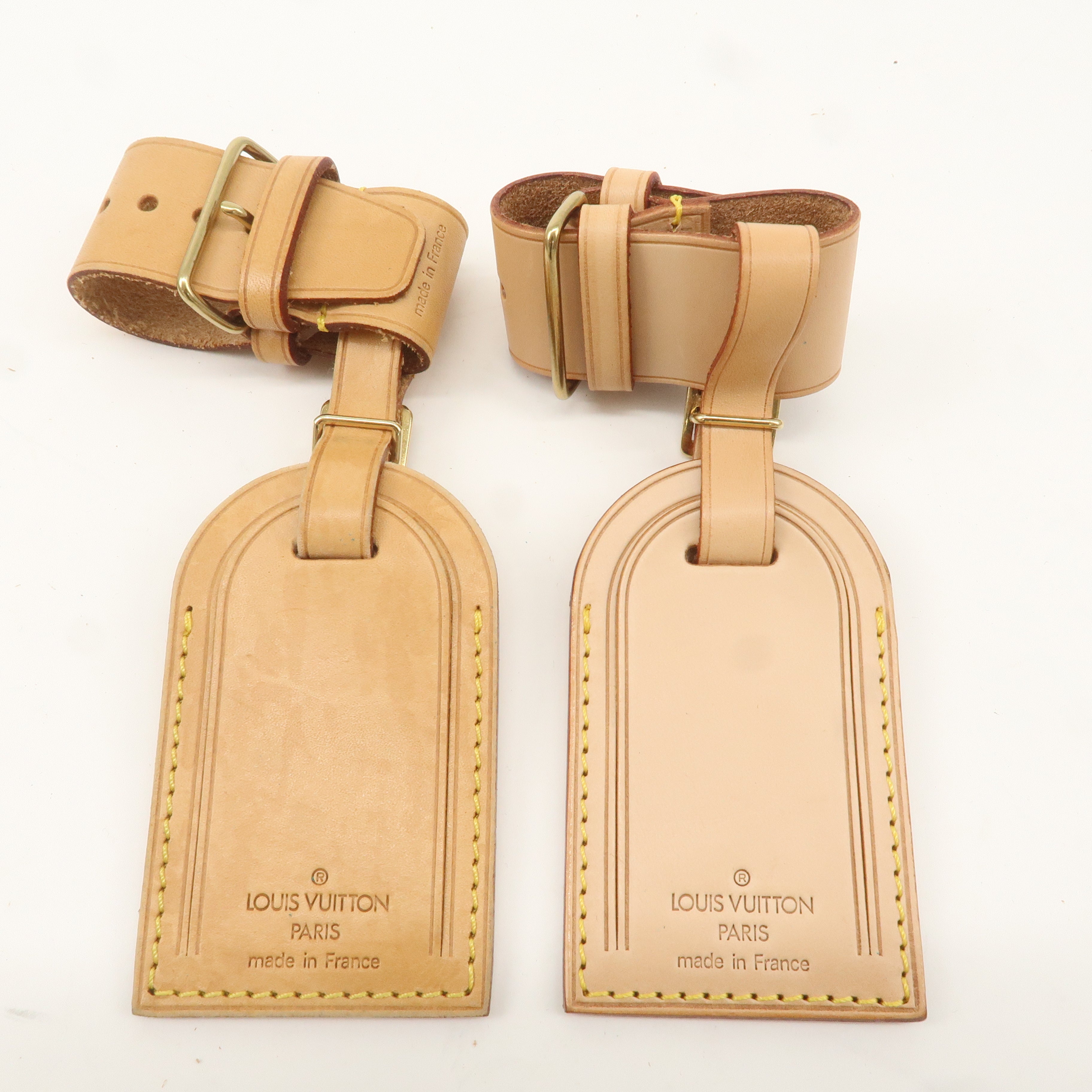 Louis Vuitton Set of 20 Name Tag 
Poignet Leather Beige