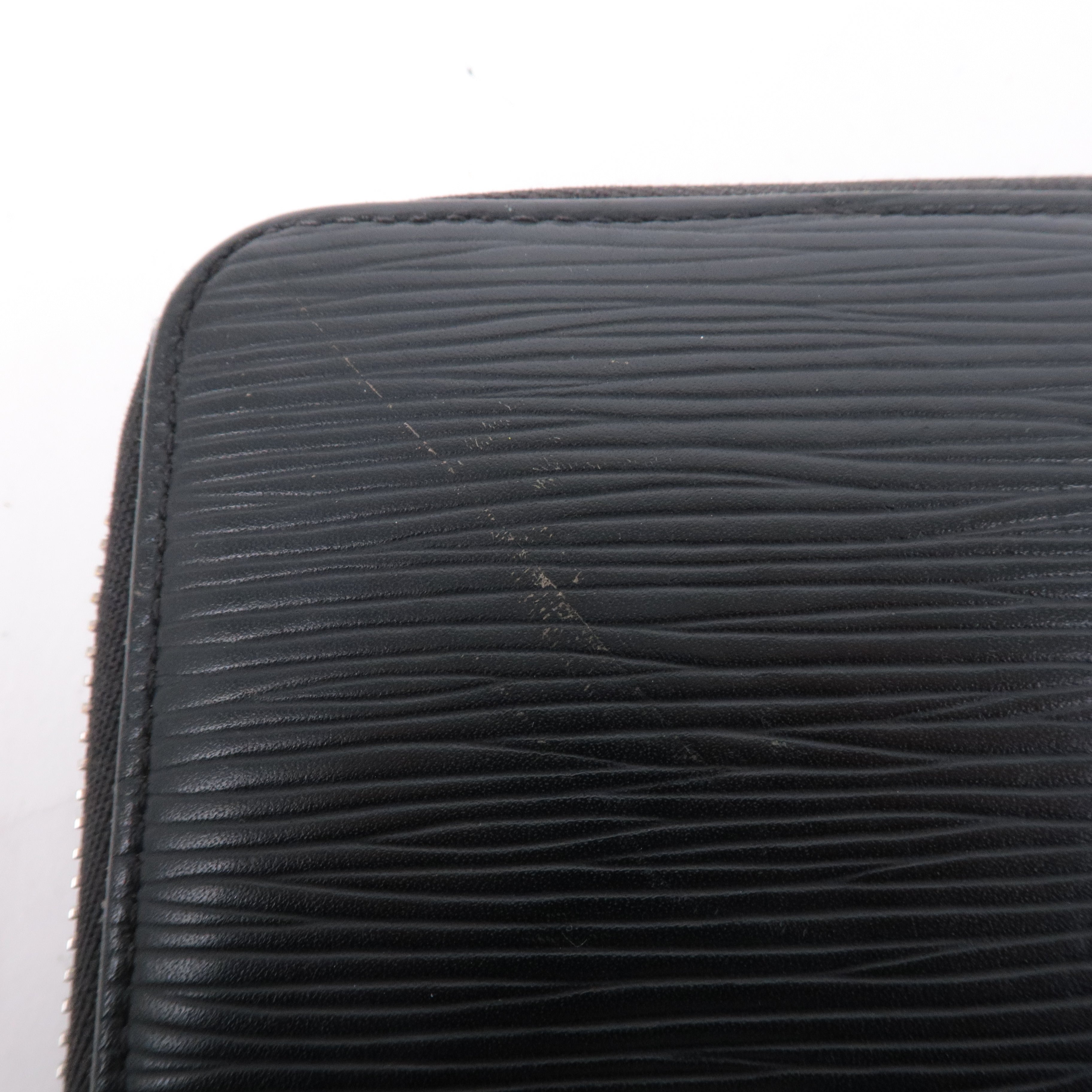 Louis Vuitton Epi Zippy Organizer Wallet Black Noir M63852