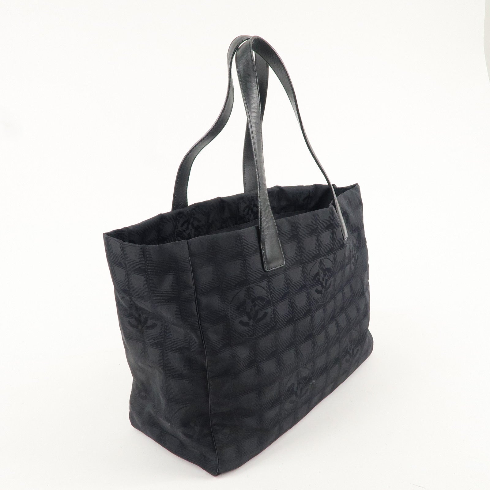 CHANEL Travel Line Nylon Jacquard Leather Tote Bag Black A15991