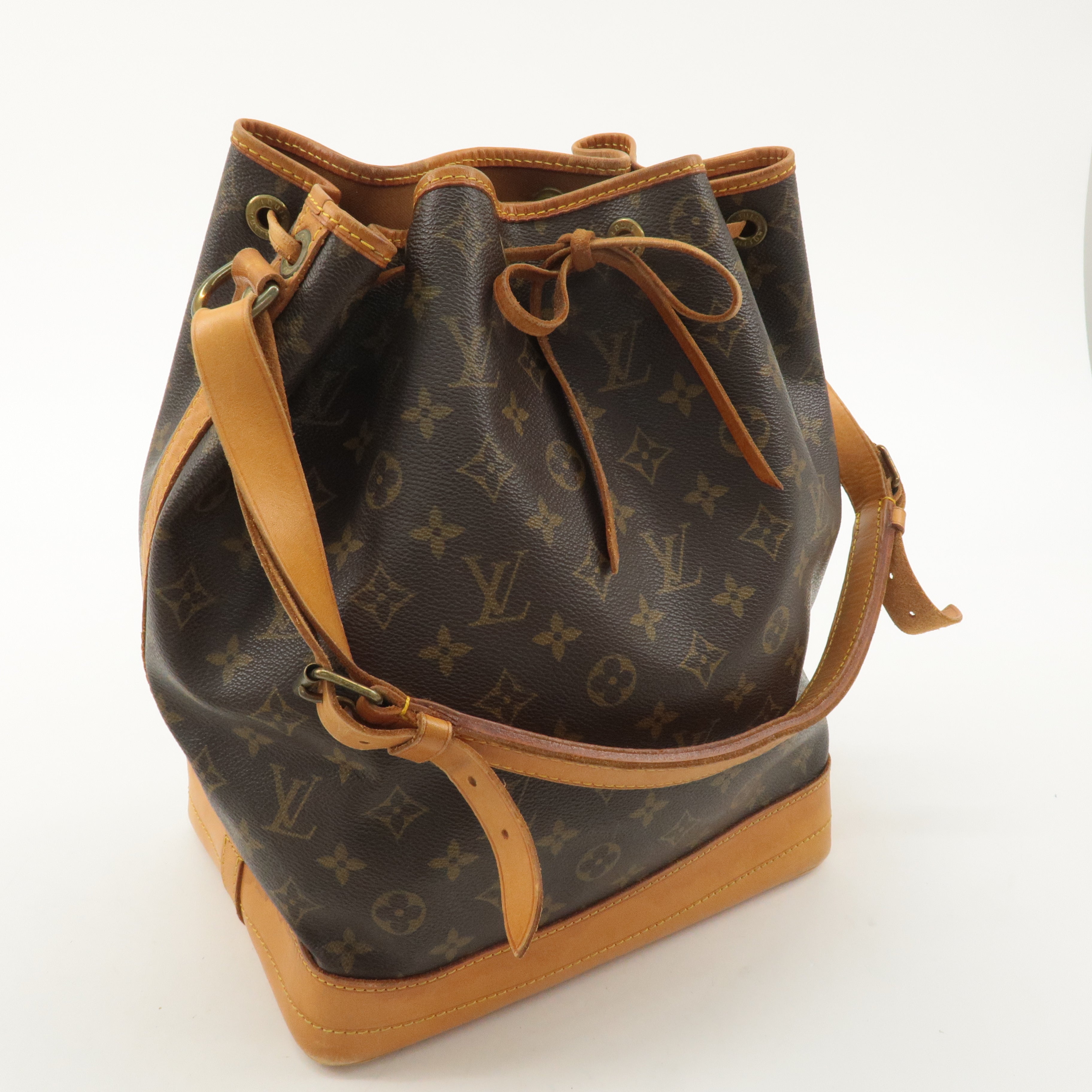 Louis Vuitton Monogram Noe Shoulder Bag Hand Bag Brown M42224