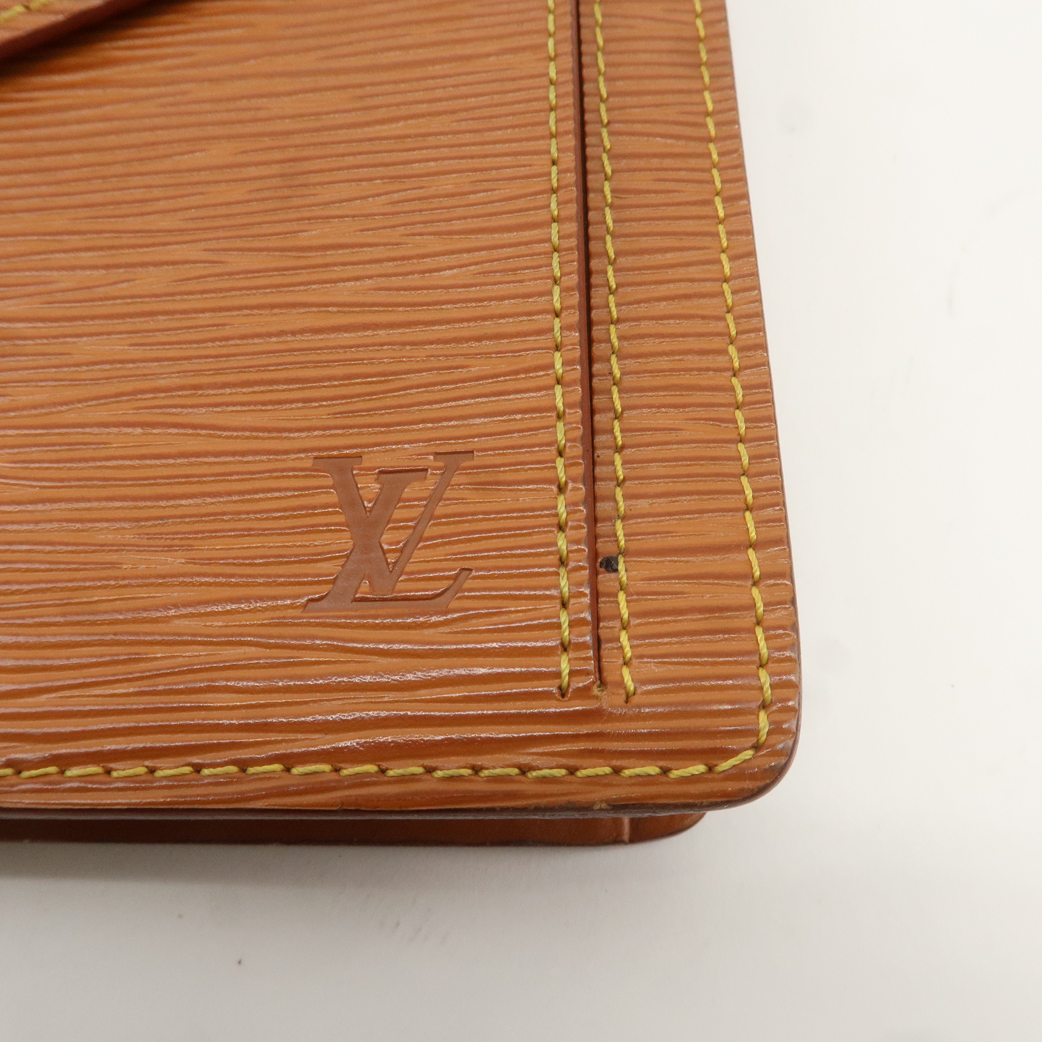 Louis Vuitton Epi Sellier Dragonne Clutch Bag Zipang Gold M52618