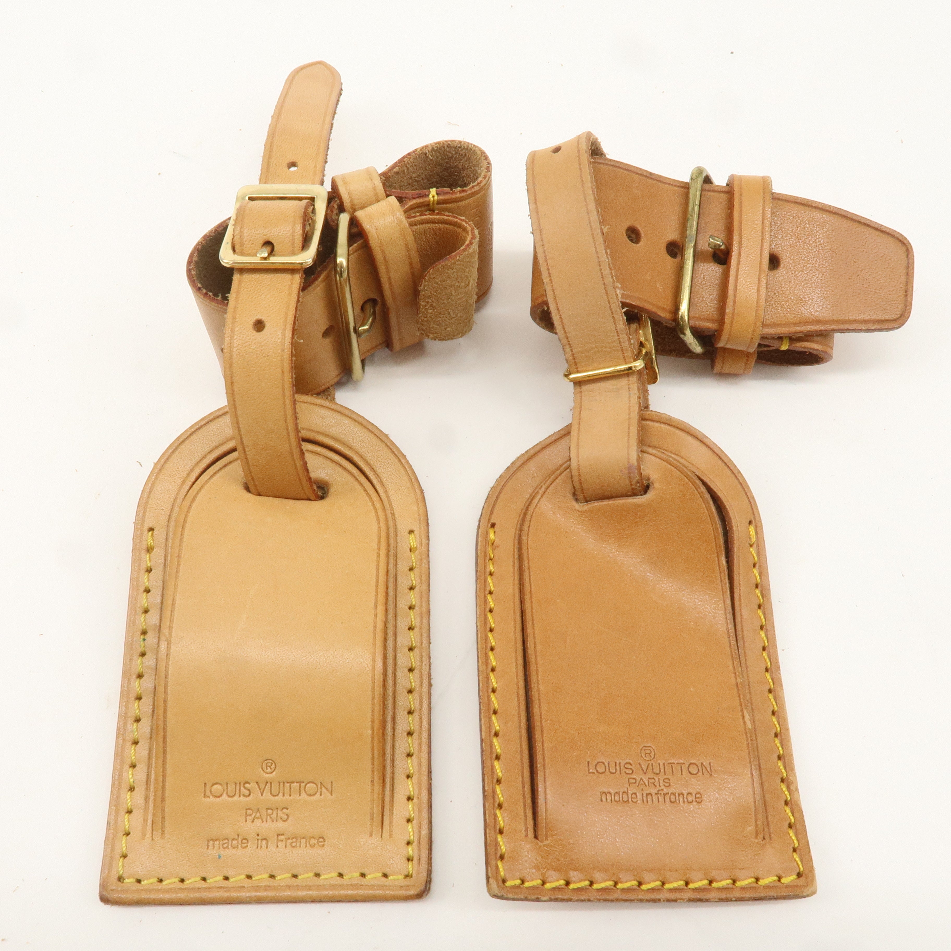 Louis Vuitton Set of 20 Name Tag 
Poignet Leather Beige