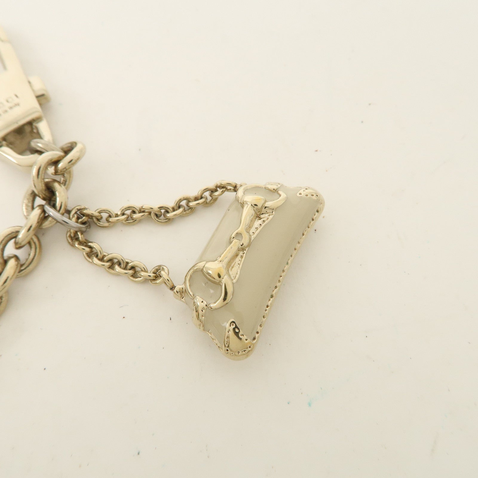 GUCCI Metal Hat 
Bag Design Bag Charm Ivory