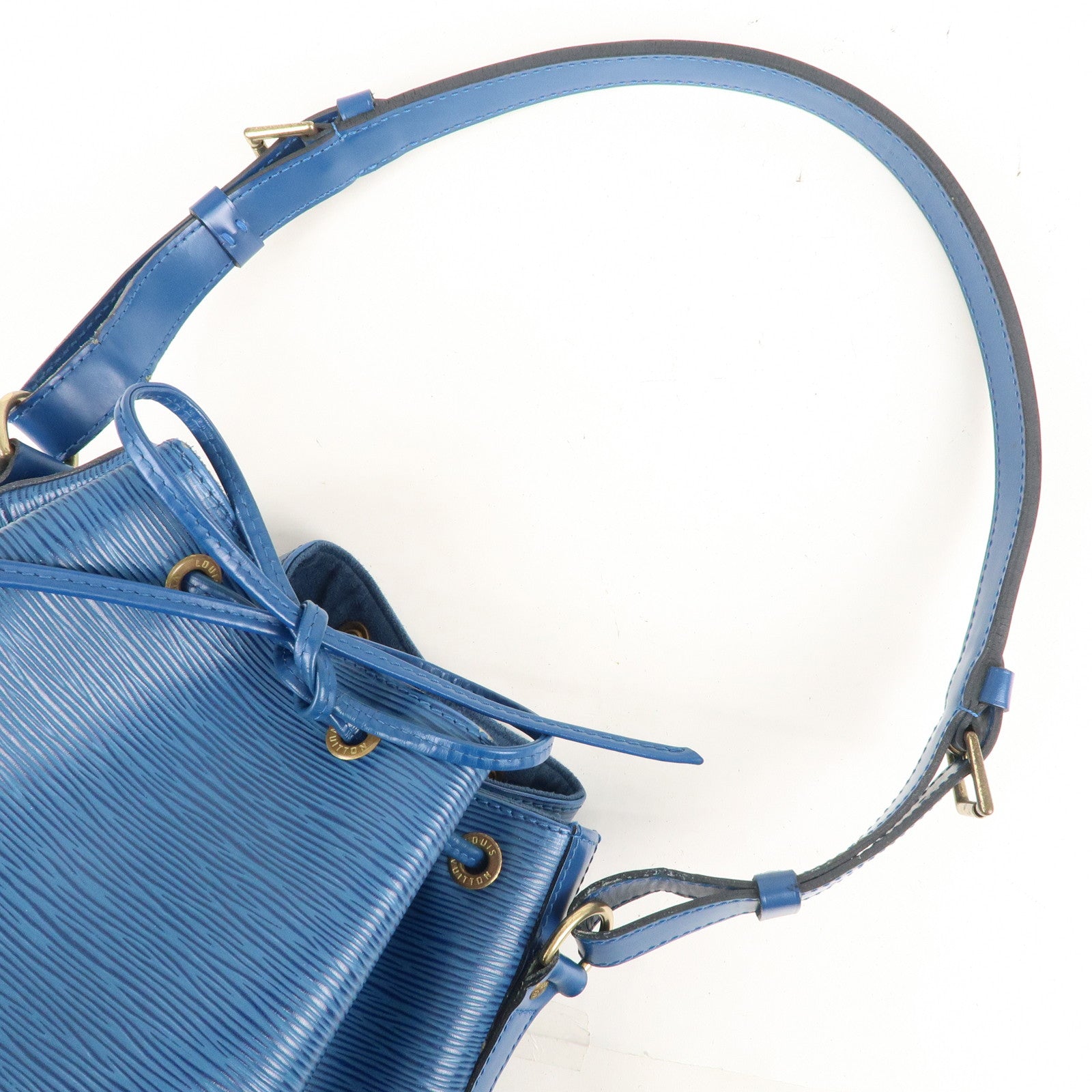 Louis Vuitton Epi Noe Shoulder Bag Toledo Blue M44005