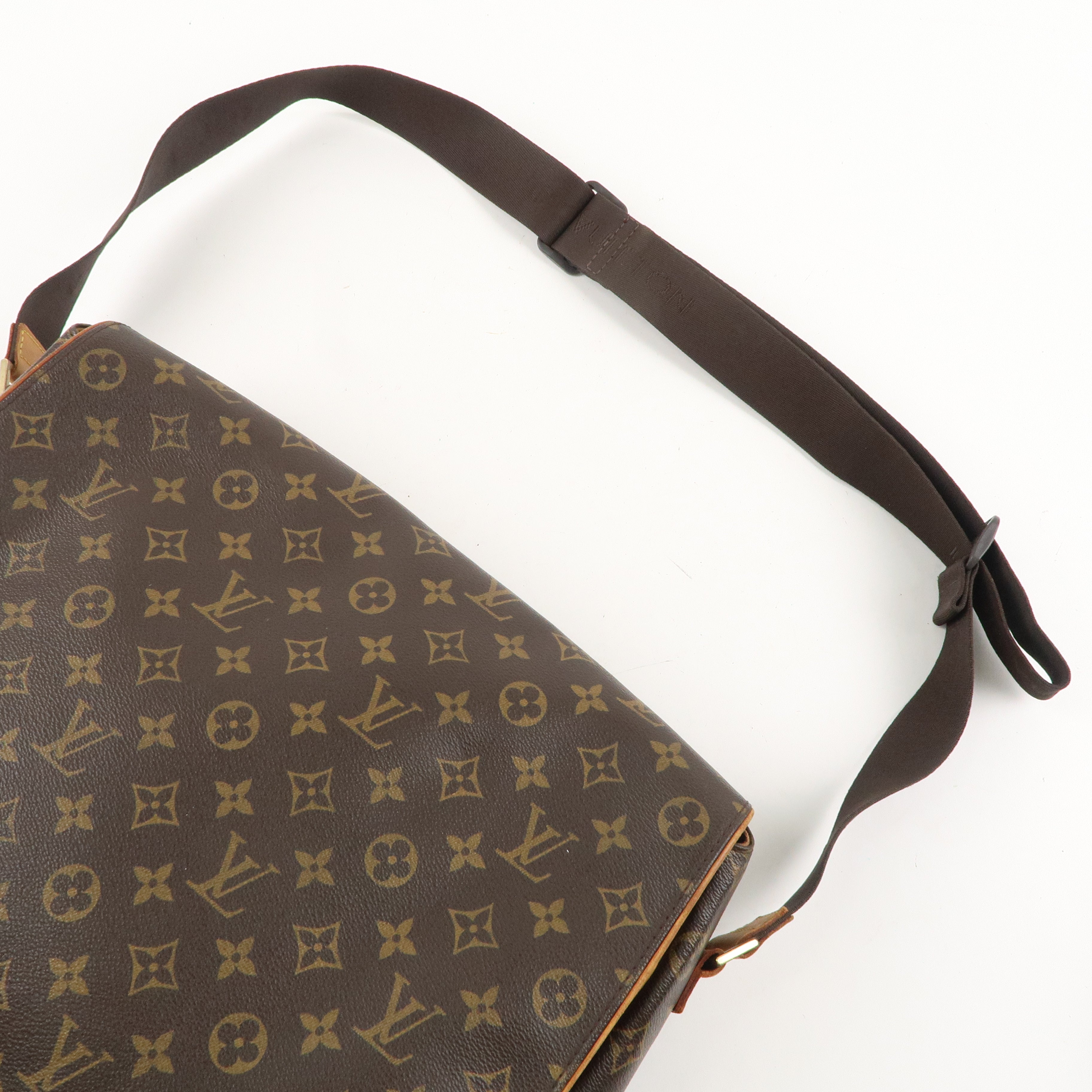 Louis Vuitton Monogram Abbesses Messenger Bag Hand Bag M45257