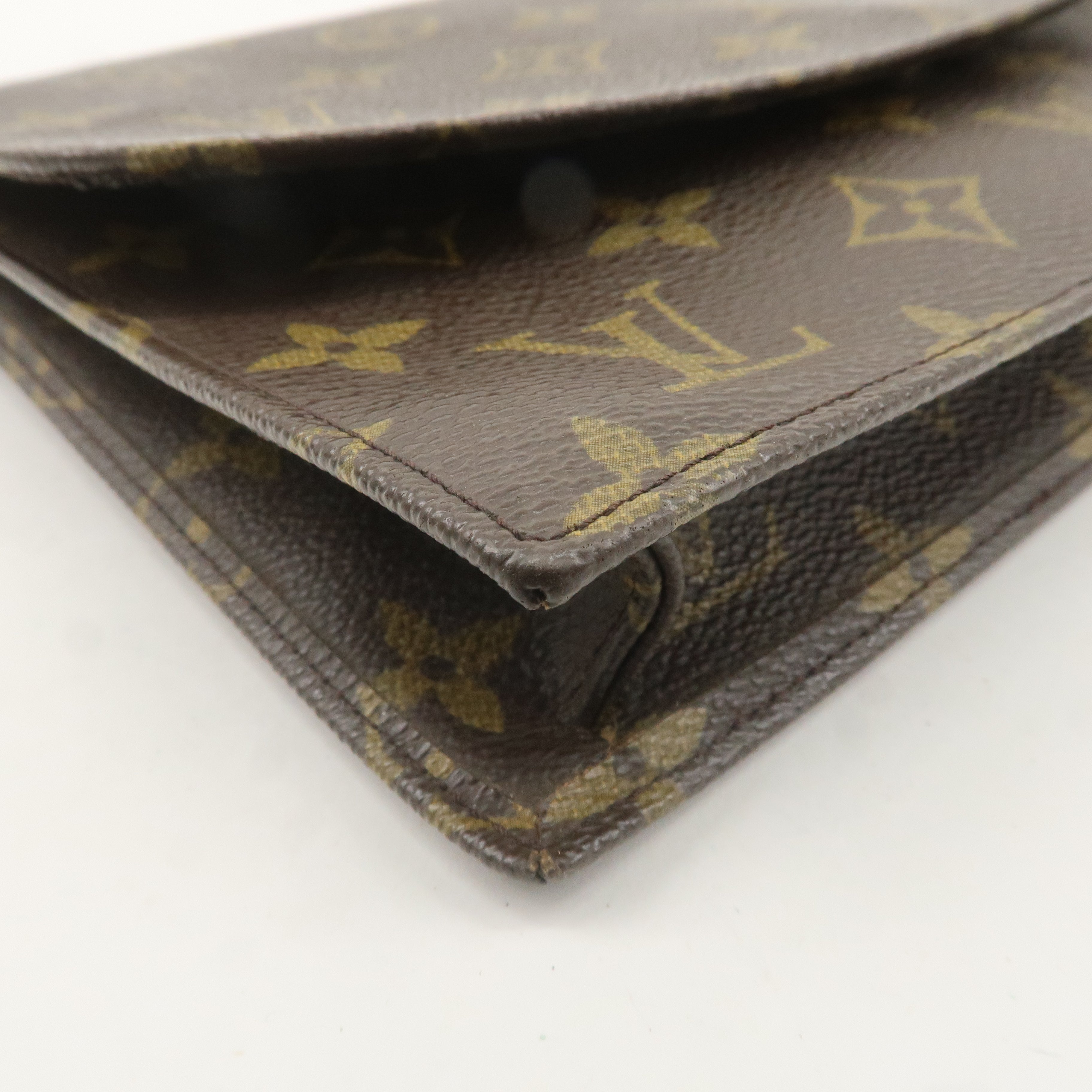 Louis Vuitton Monogram Pochette Lava 23 Clutch Bag M51940