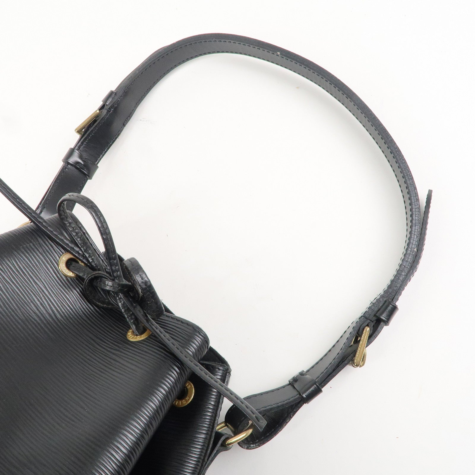 Louis Vuitton Epi Petit Noe Shoulder Bag Noir Black M40752