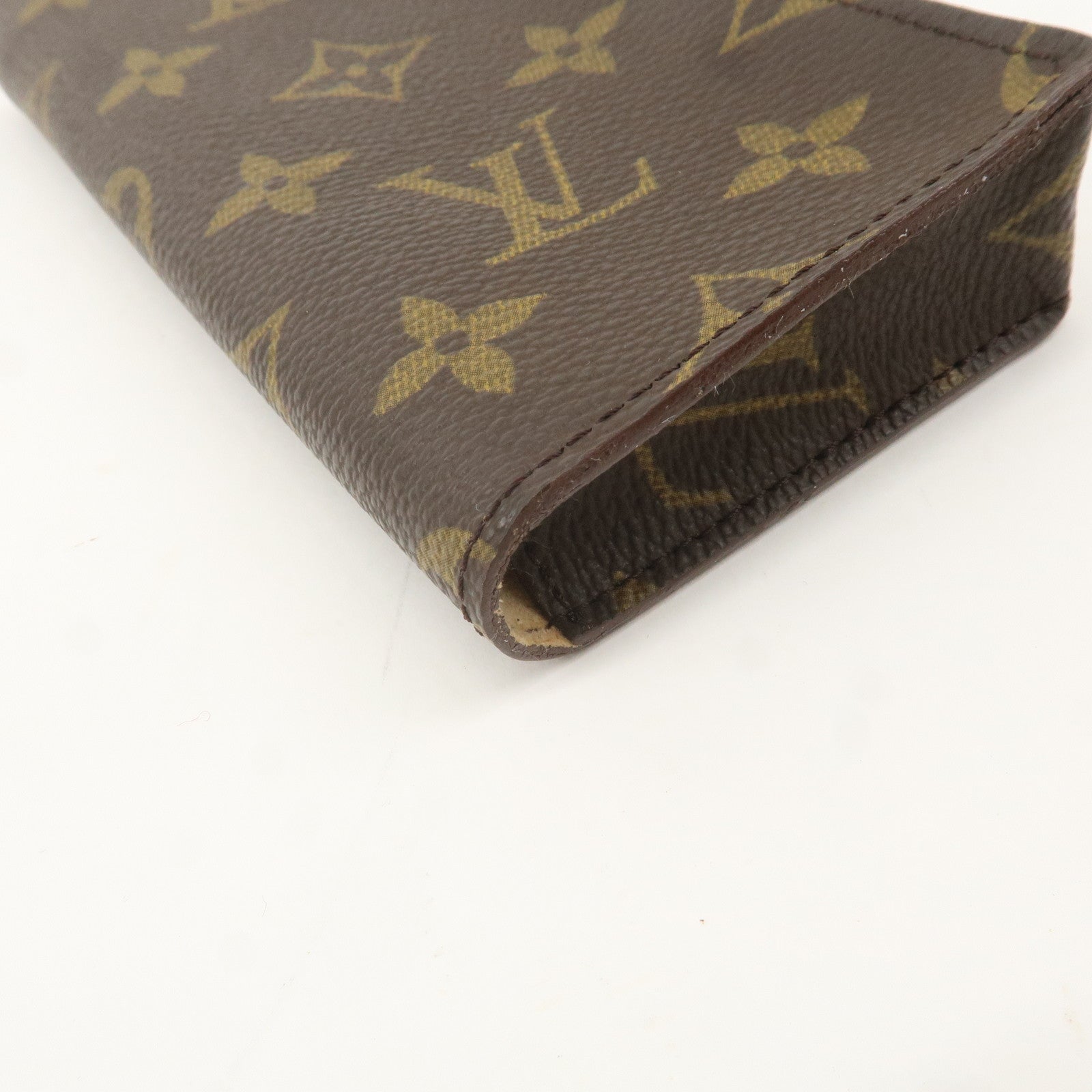 Louis Vuitton Monogram etui a lunettes Glasses Case M62962