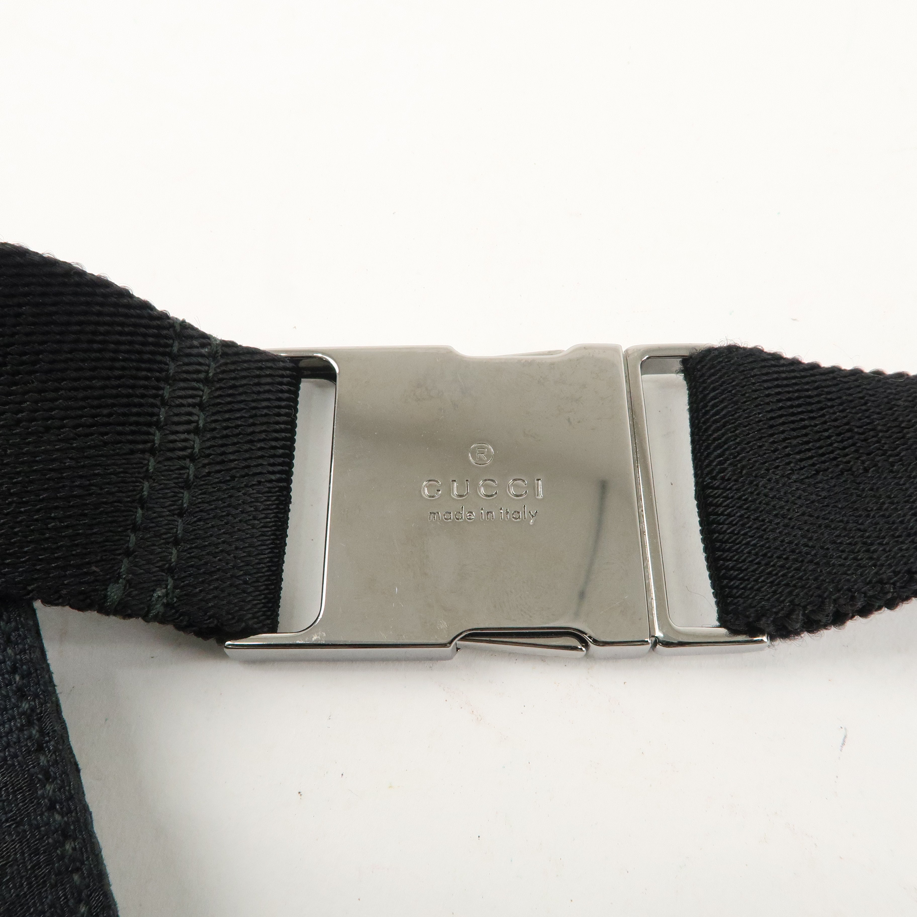 GUCCI GG Canvas Leather Waist Bag Waist Pouch Black 28566