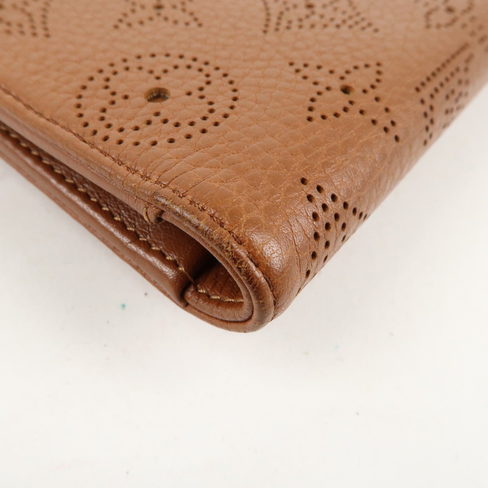 Louis Vuitton Monogram Mahina Portefeuille Amelia Wallet M92246