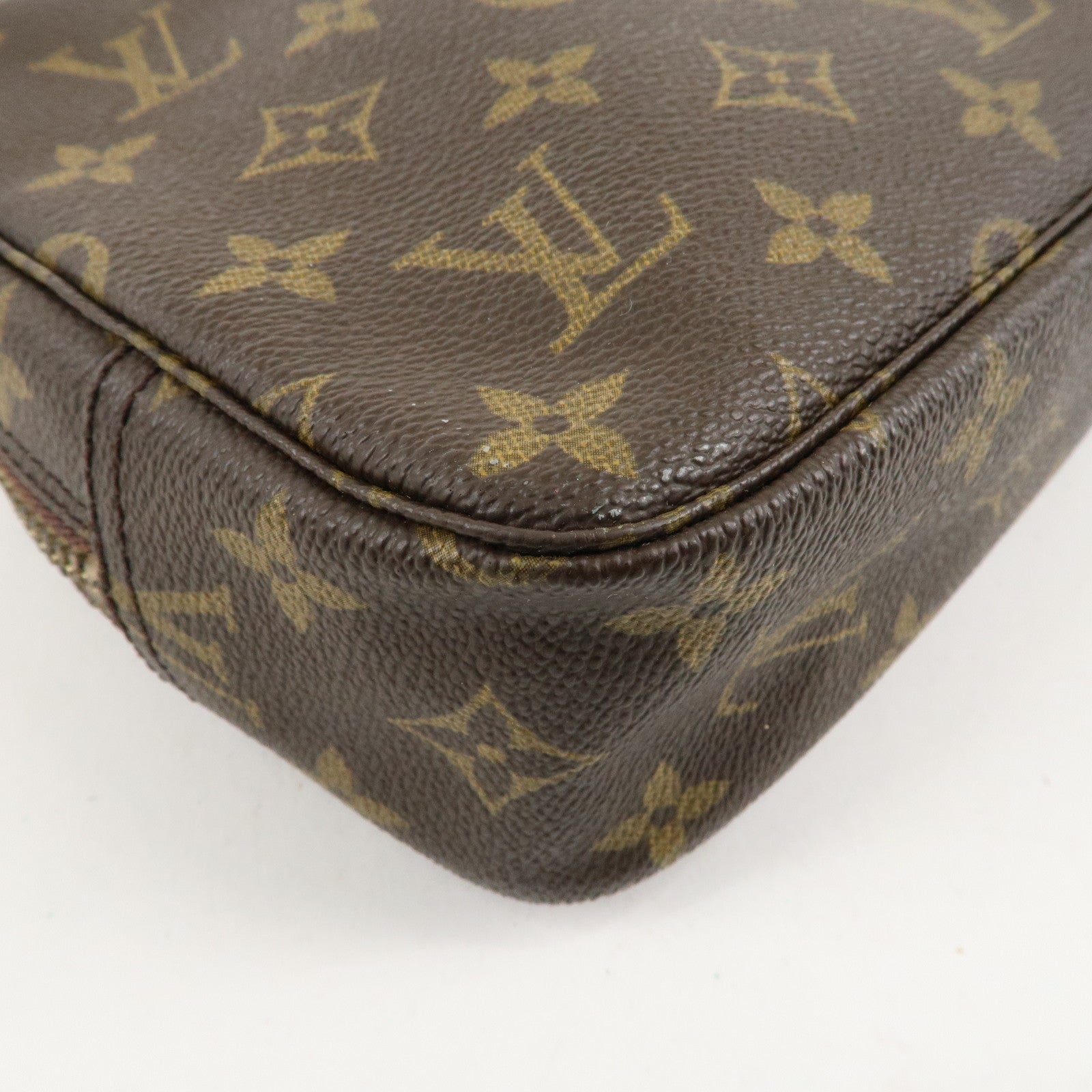 Louis Vuitton Monogram Trousse Toilette 23 Pouch Brown M47524