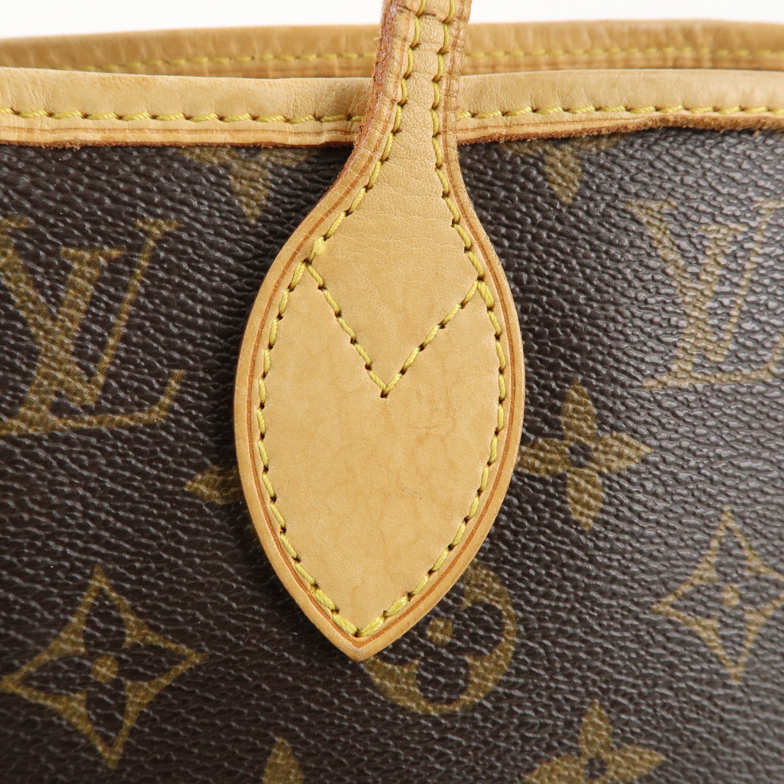 Louis Vuitton Monogram Neverfull MM Tote Bag Brown M40156