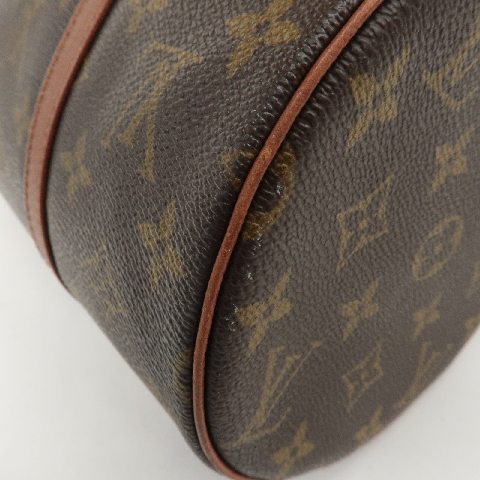 Louis Vuitton Monogram Papillon 30 Hand Bag 
Pouch M51365