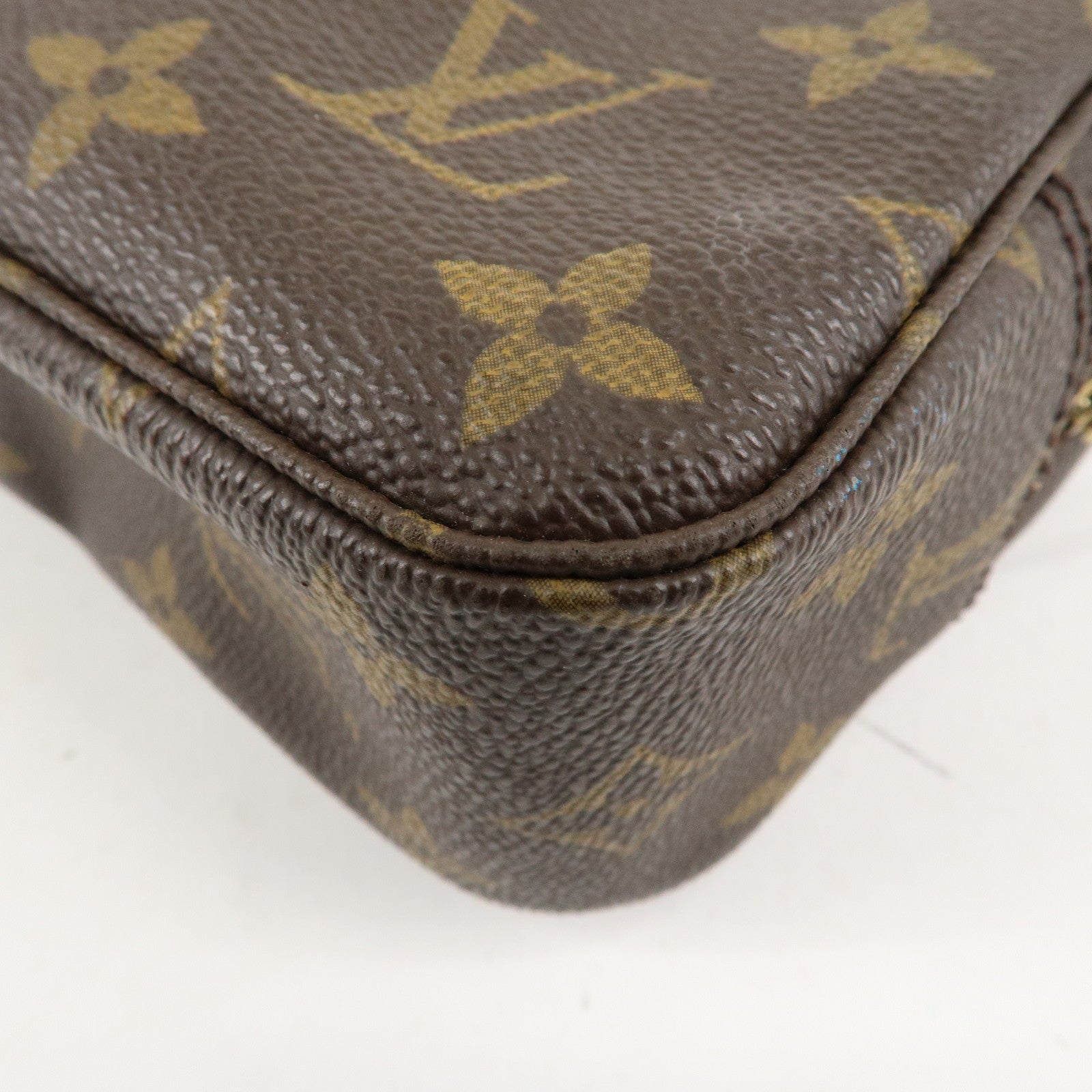 Louis Vuitton Monogram Trousse Toilette 23 Pouch Brown M47524