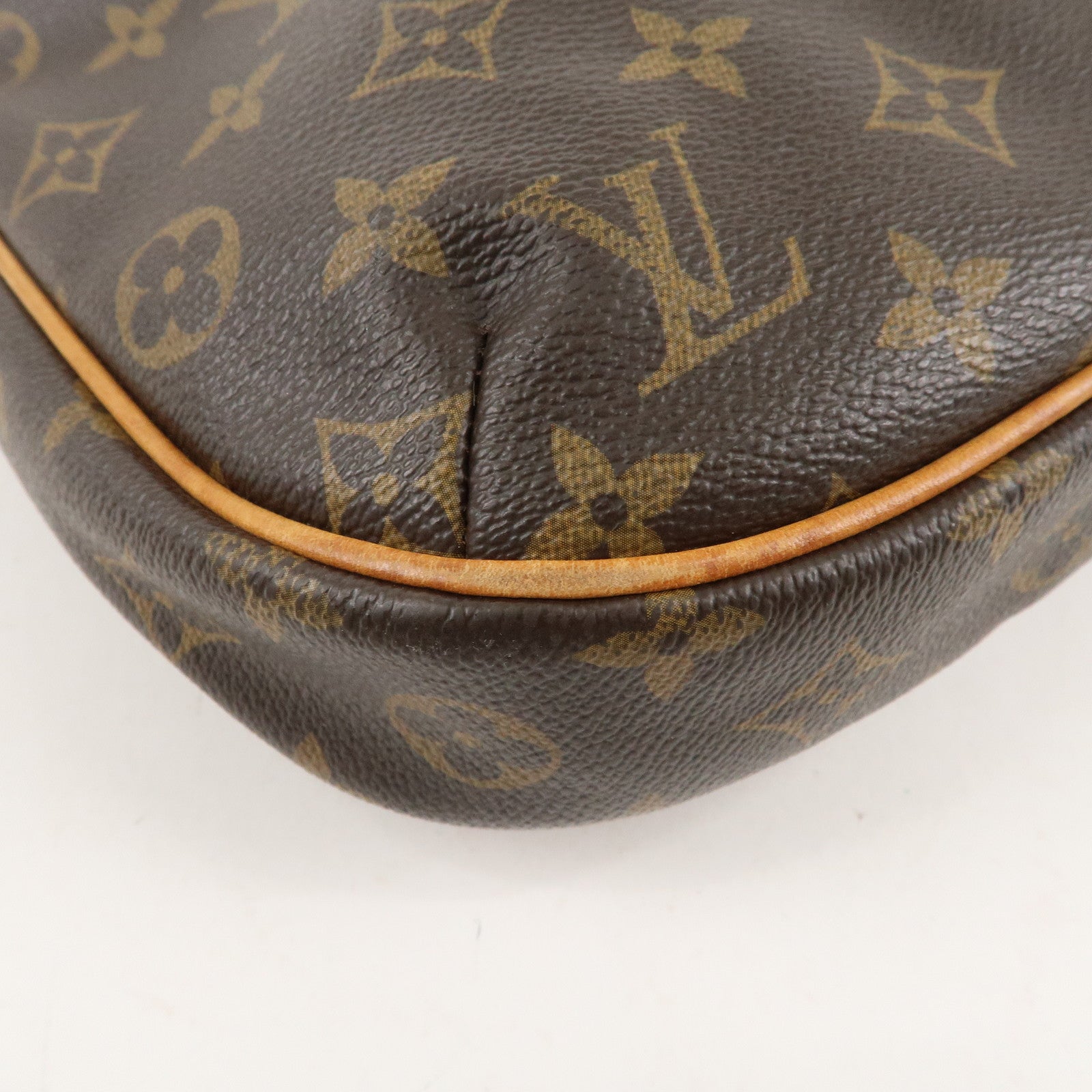 Louis Vuitton Monogram Odeon PM Crossbody Shoulder Bag M56390