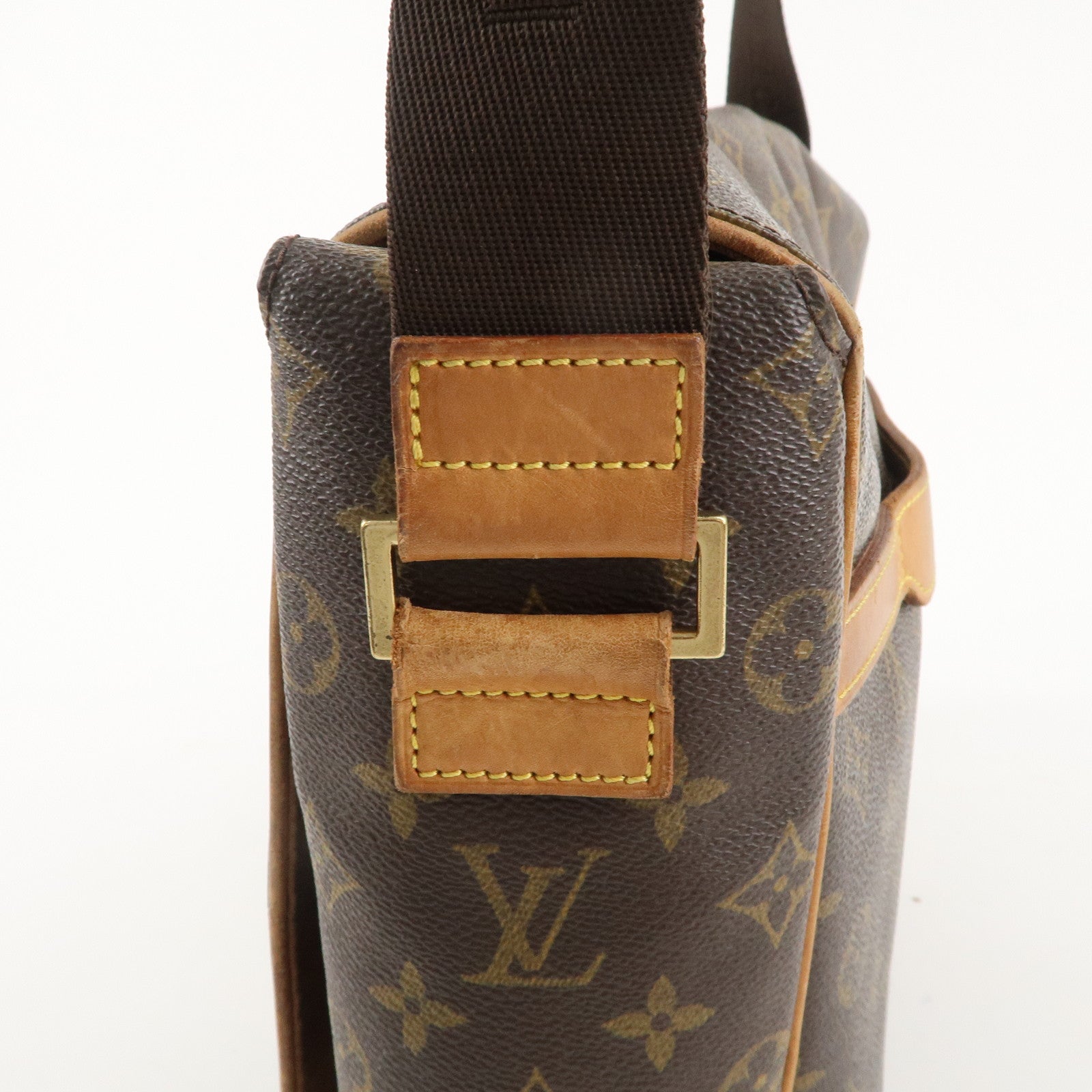 Louis Vuitton Monogram Abbesses Messenger Bag Shoulder Bag M45257