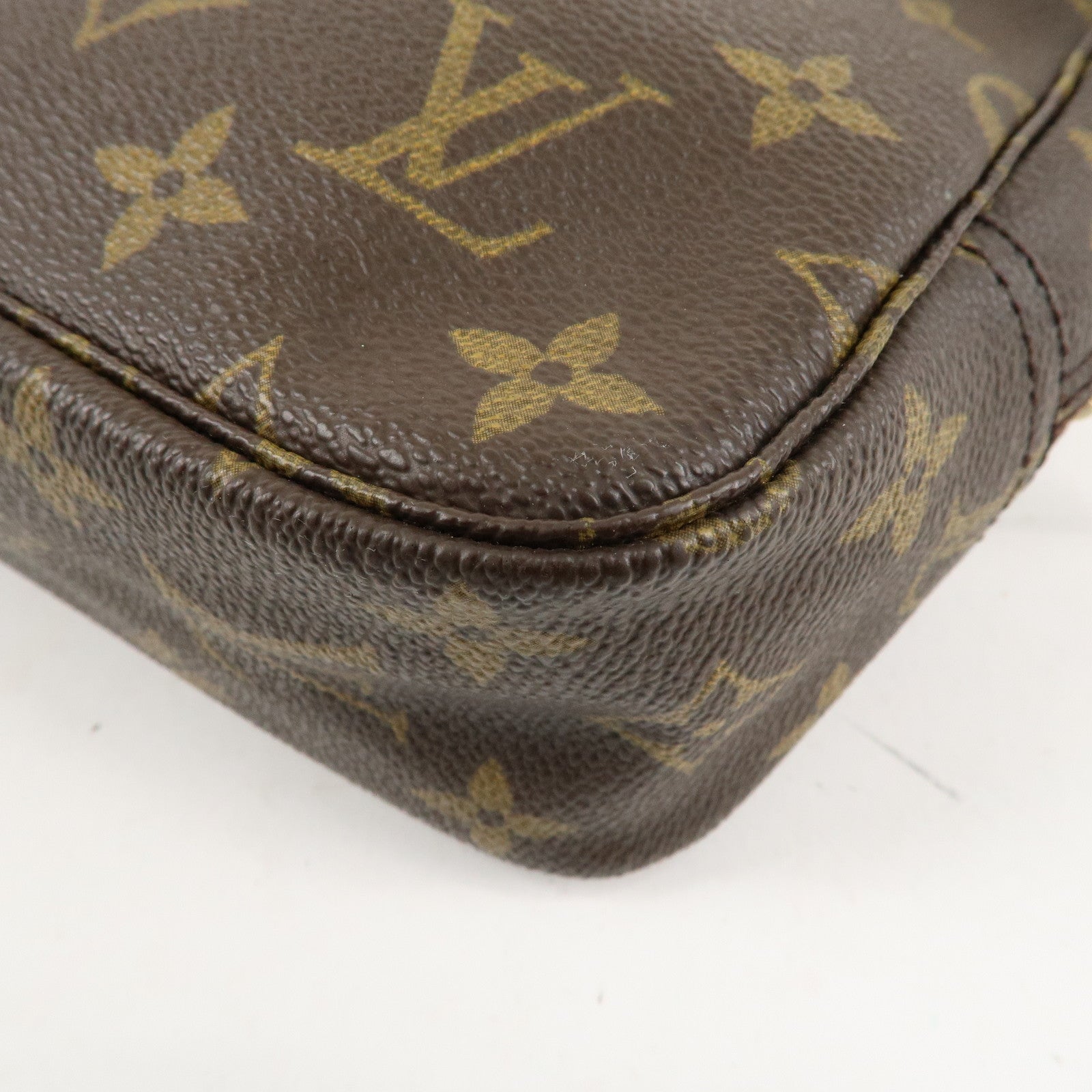 Louis Vuitton Monogram Trousse Toilette 23 Pouch Brown M47524