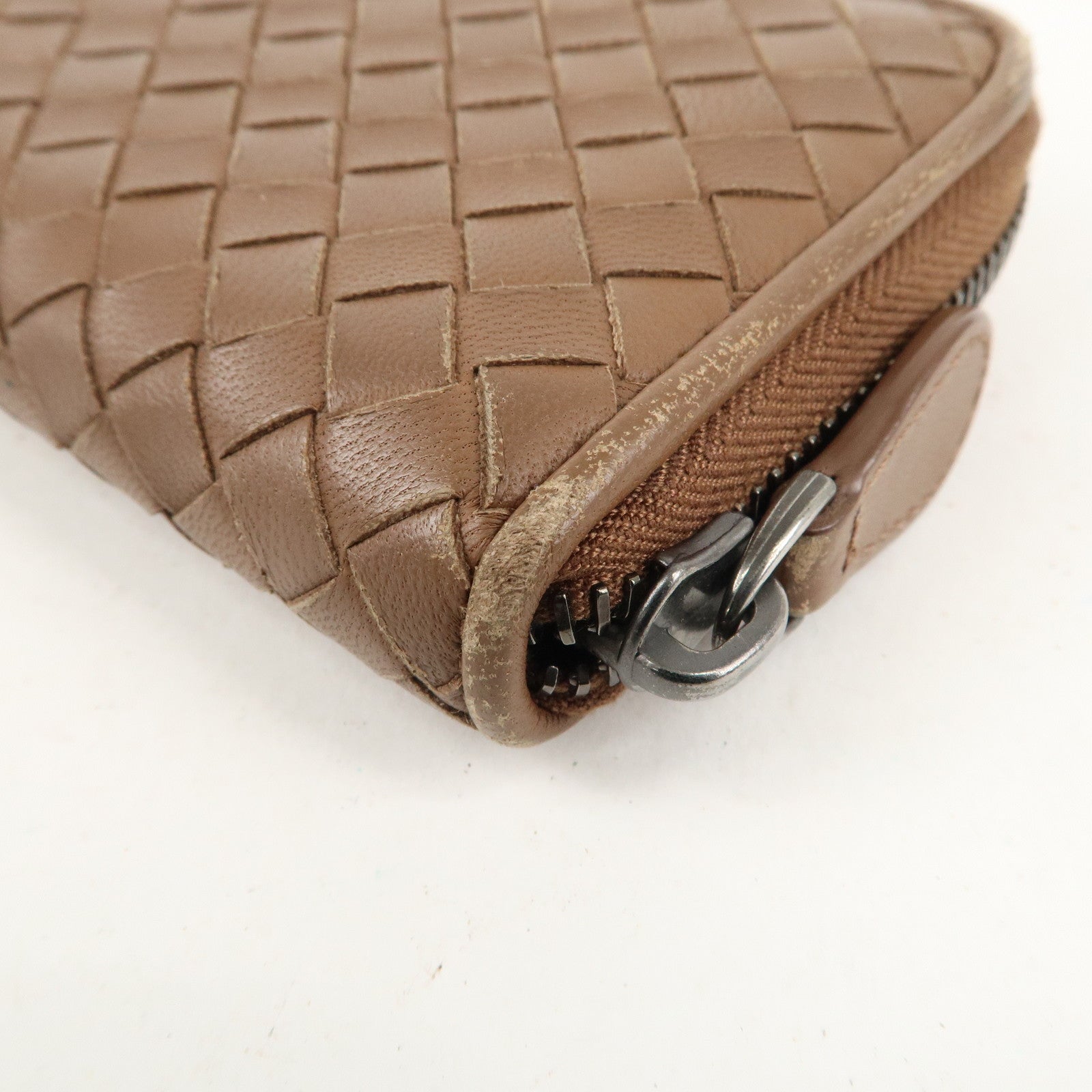 BOTTEGA VENETA Intrecciato Leather Round Zipper Coin Case Brown