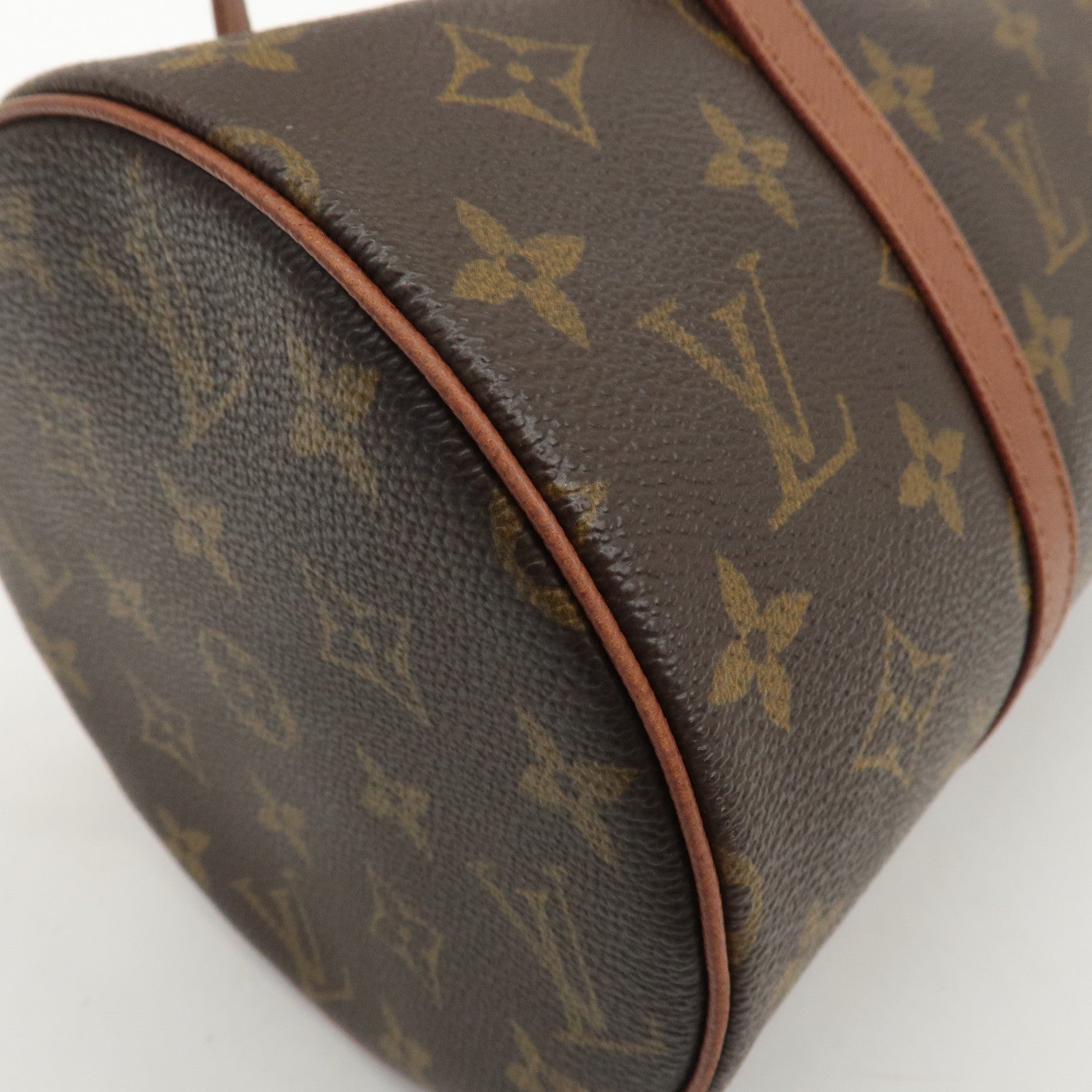 Louis Vuitton Monogram Papillon 30 Hand Bag 
Pouch M51365