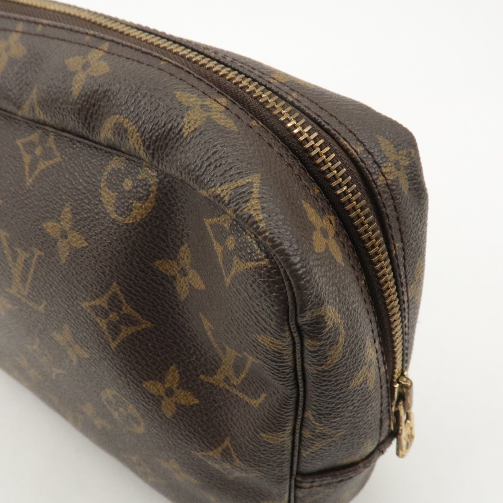 Louis Vuitton Monogram Trousse Toilette 28 Pouch M47522