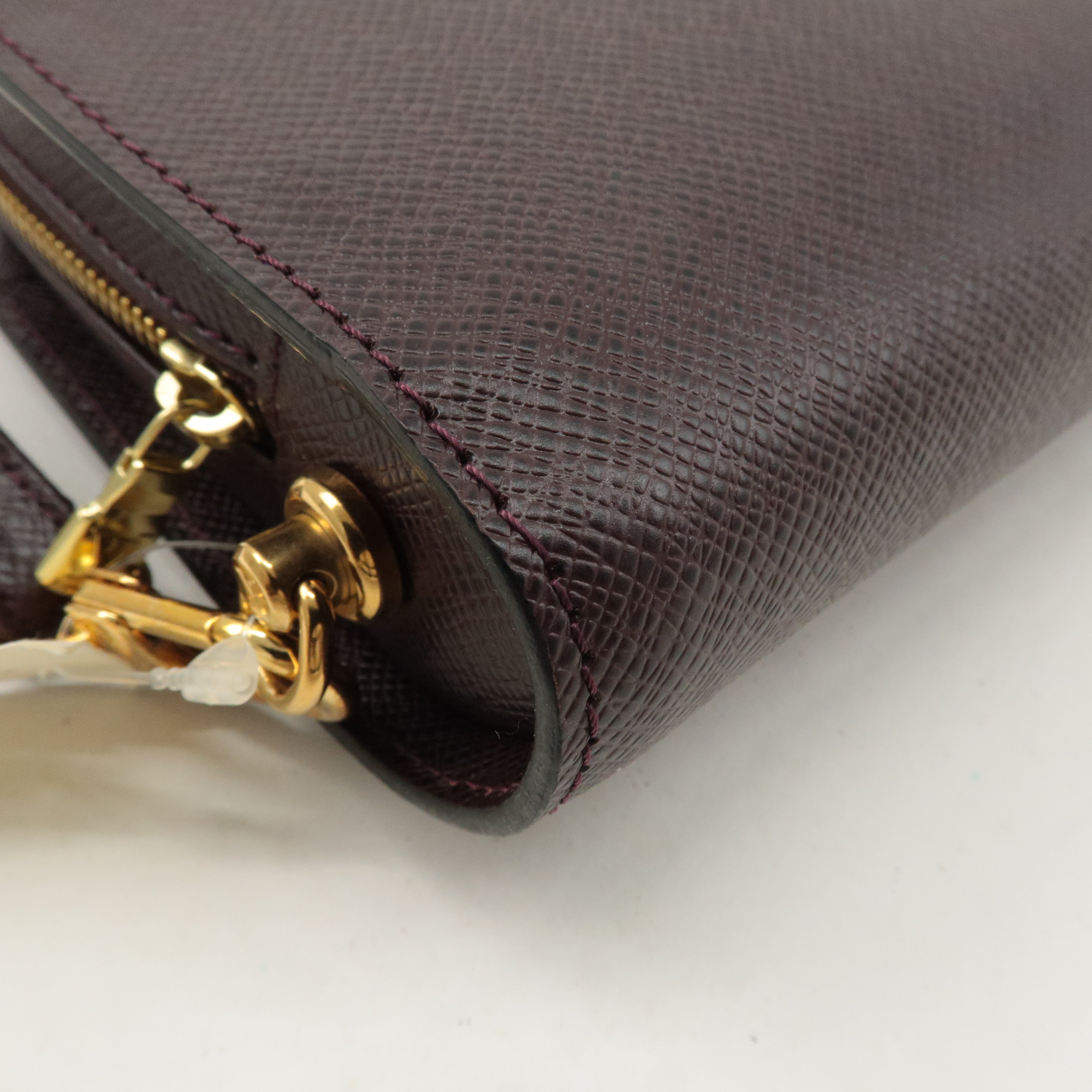 Louis Vuitton Taiga Baikal Clutch Bag Hand Bag Akajou M30186